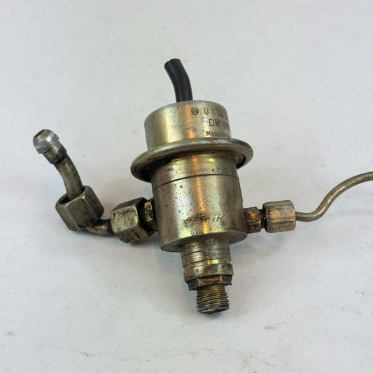 Mercedes W126 R129 W124 W201 Druckregler Kraftstoffdruckregler 0438161001 BOSCH0