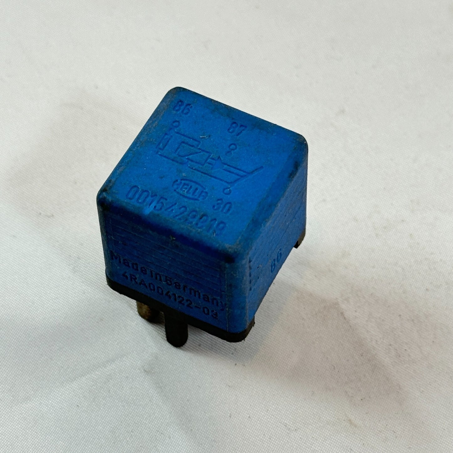 Mercedes W124 W140 Hella Relais A0015429919 – Bild 2
