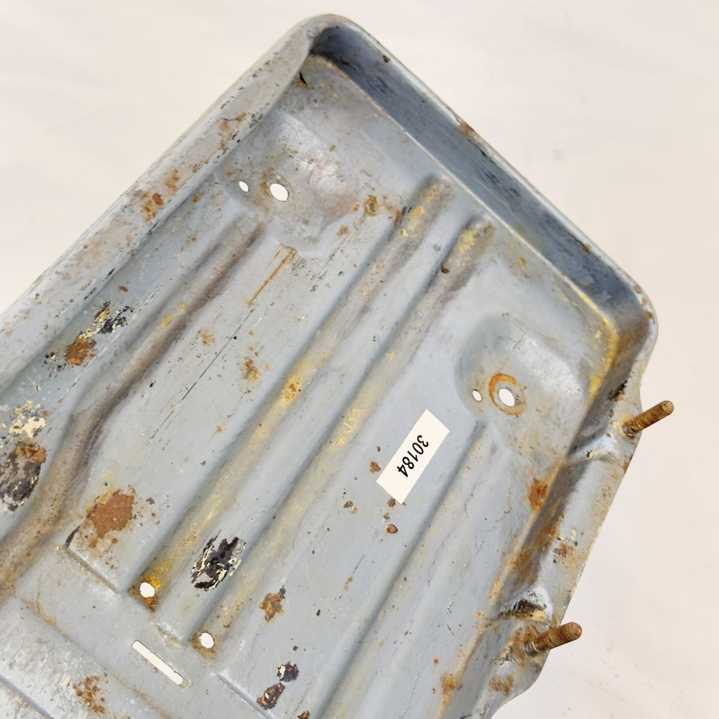 Mercedes W116 Batteriewanne Batterieträger Benziner – Bild 5