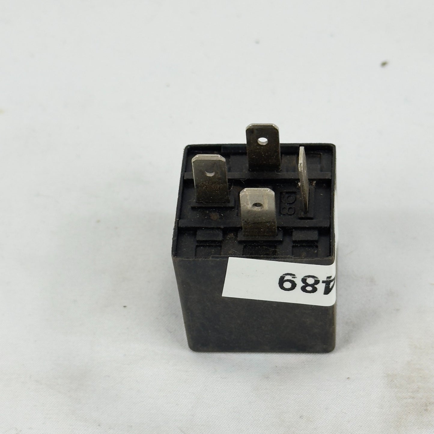 VW Relais 32 Kraftstoffpumpenrelais 357906381 Audi Seat Skoda Original3
