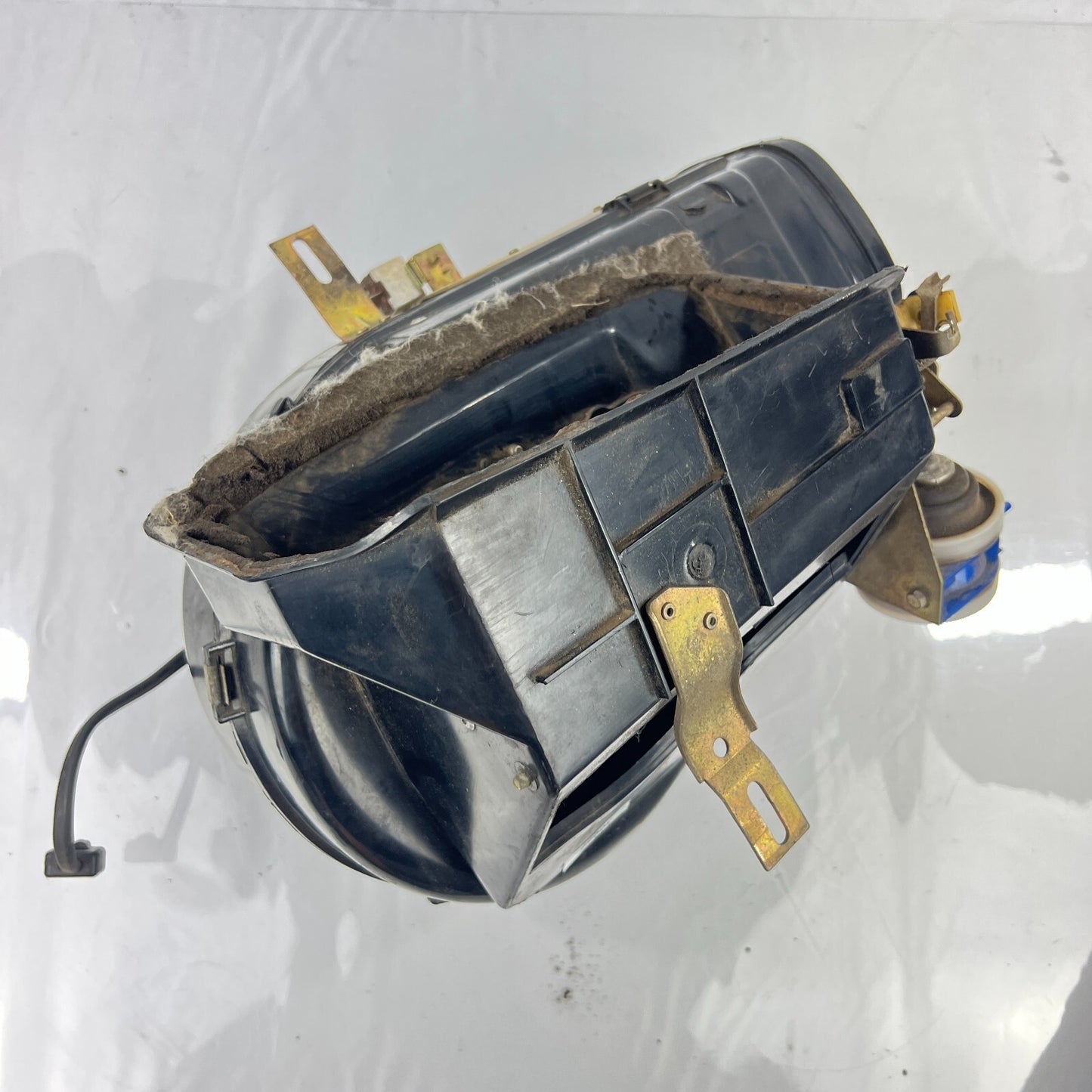 MercedesBenz 0008359802 1168300108 Gebäsemotor Klimaautomatik Gehäuse Gebäse – Bild 3