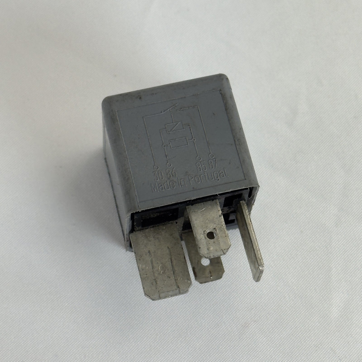 VW Audi Relais 370 8D0951253 Arbeitsstromrelais – Bild 4