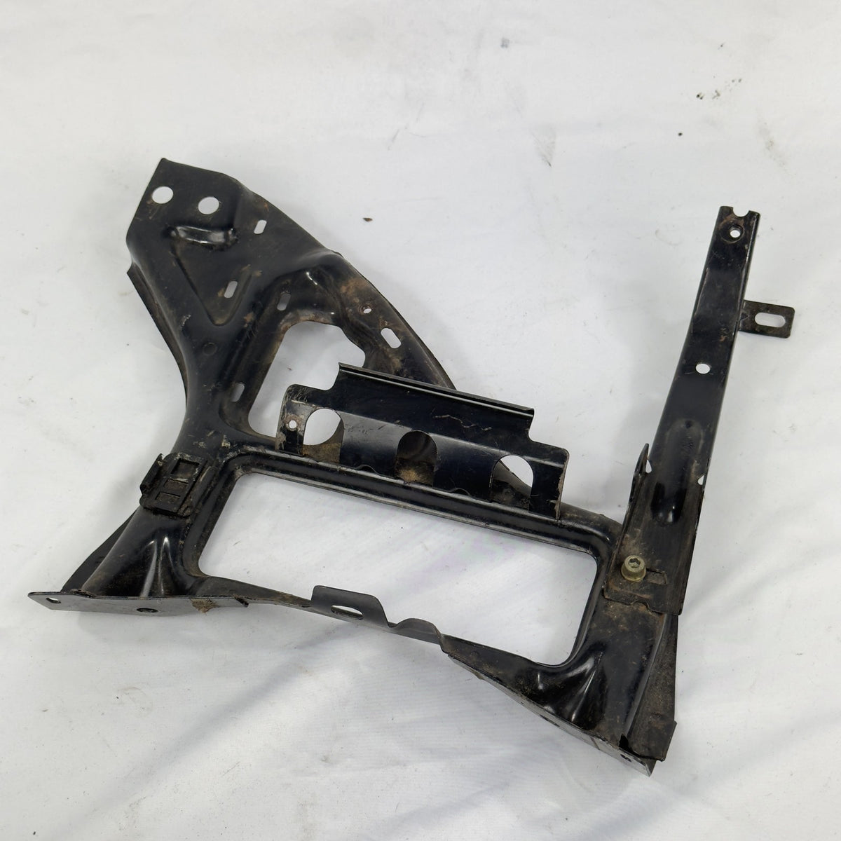 Mercedes Oldtimer Blech-Halter Träger Konsole - – Bild 1