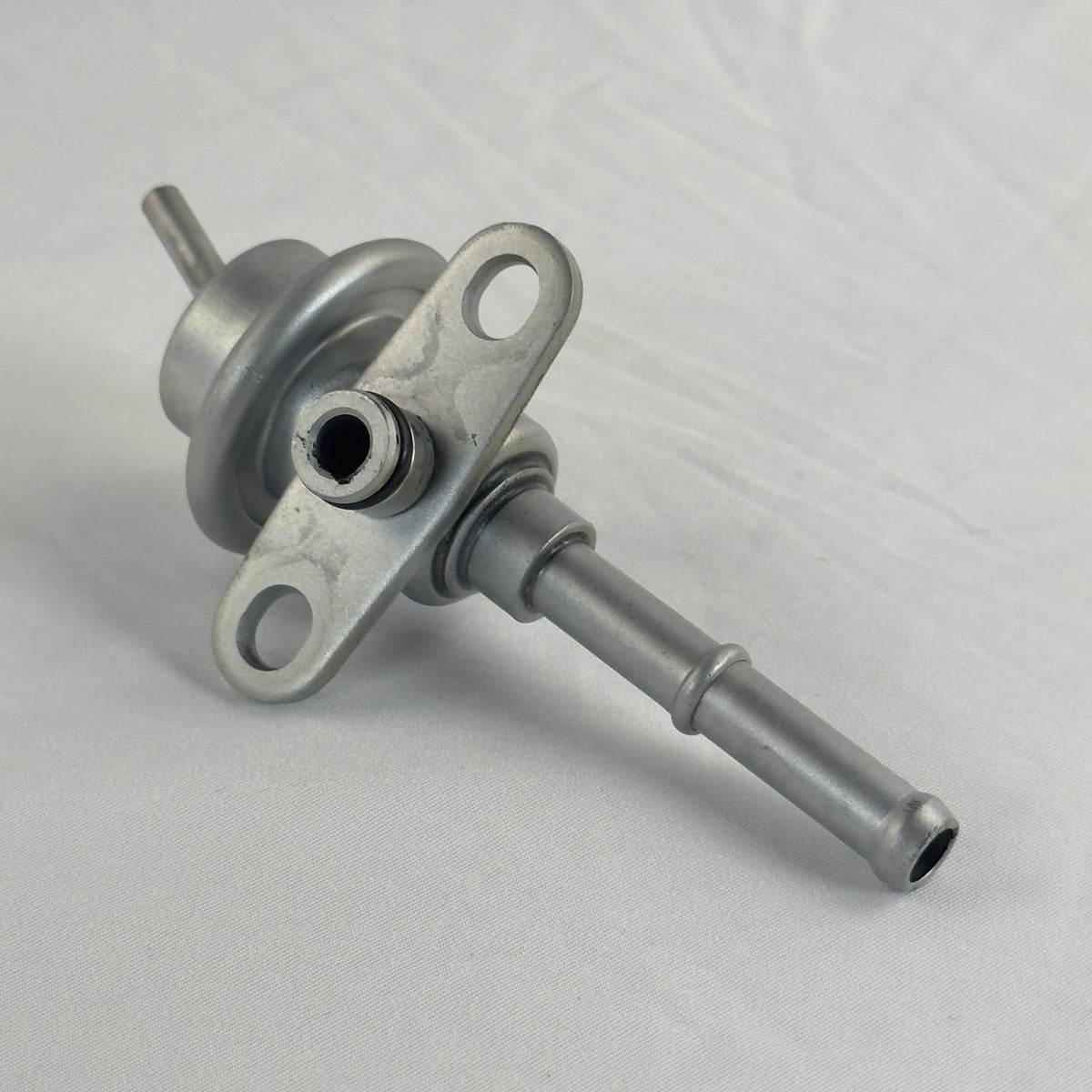 Denso 195300-0460 Kraftstoffdruckregler Mazda 626 GC – Bild 5