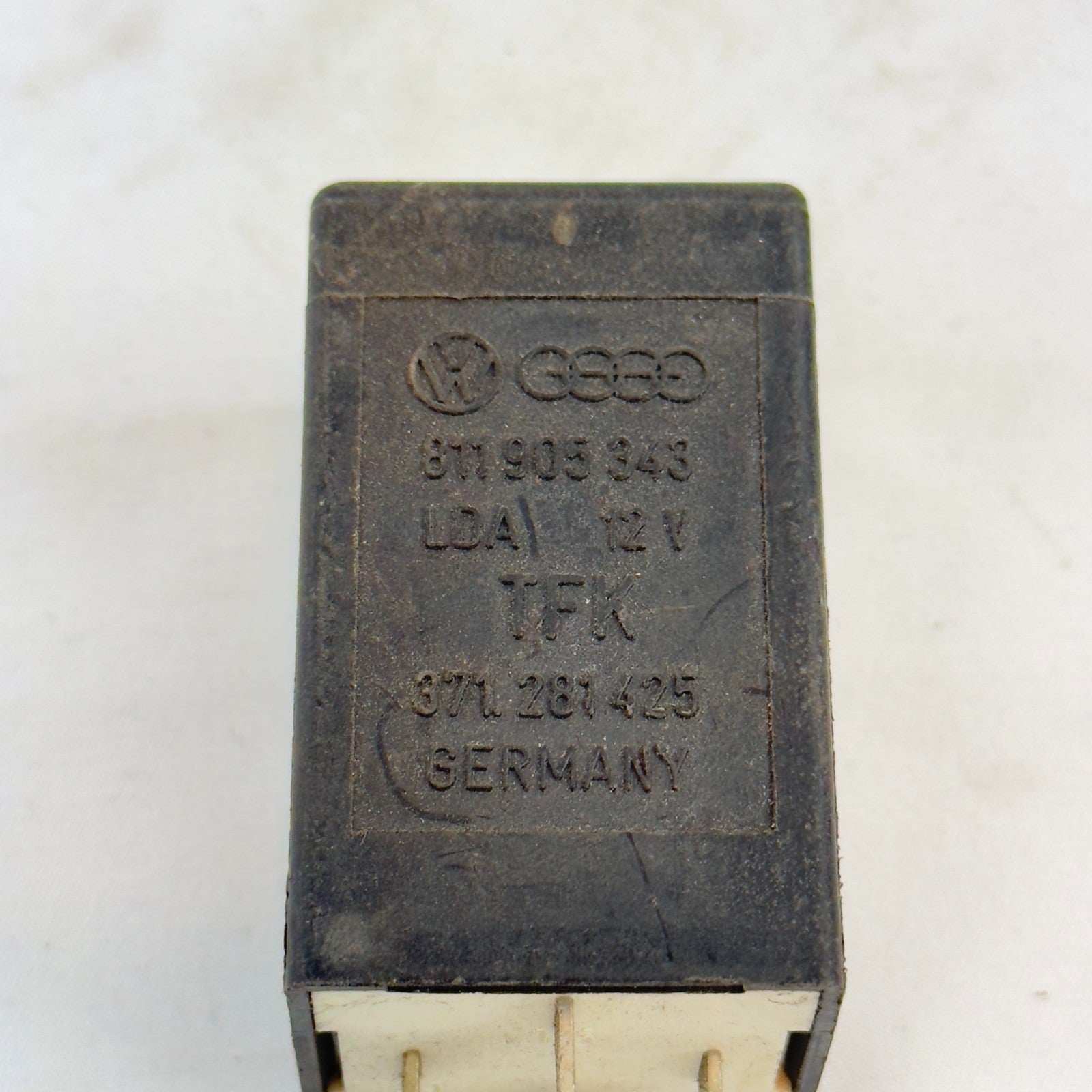 VW Relais 1 Schubabschaltung 811919096A Audi Seat Volkswagen Skoda Original7