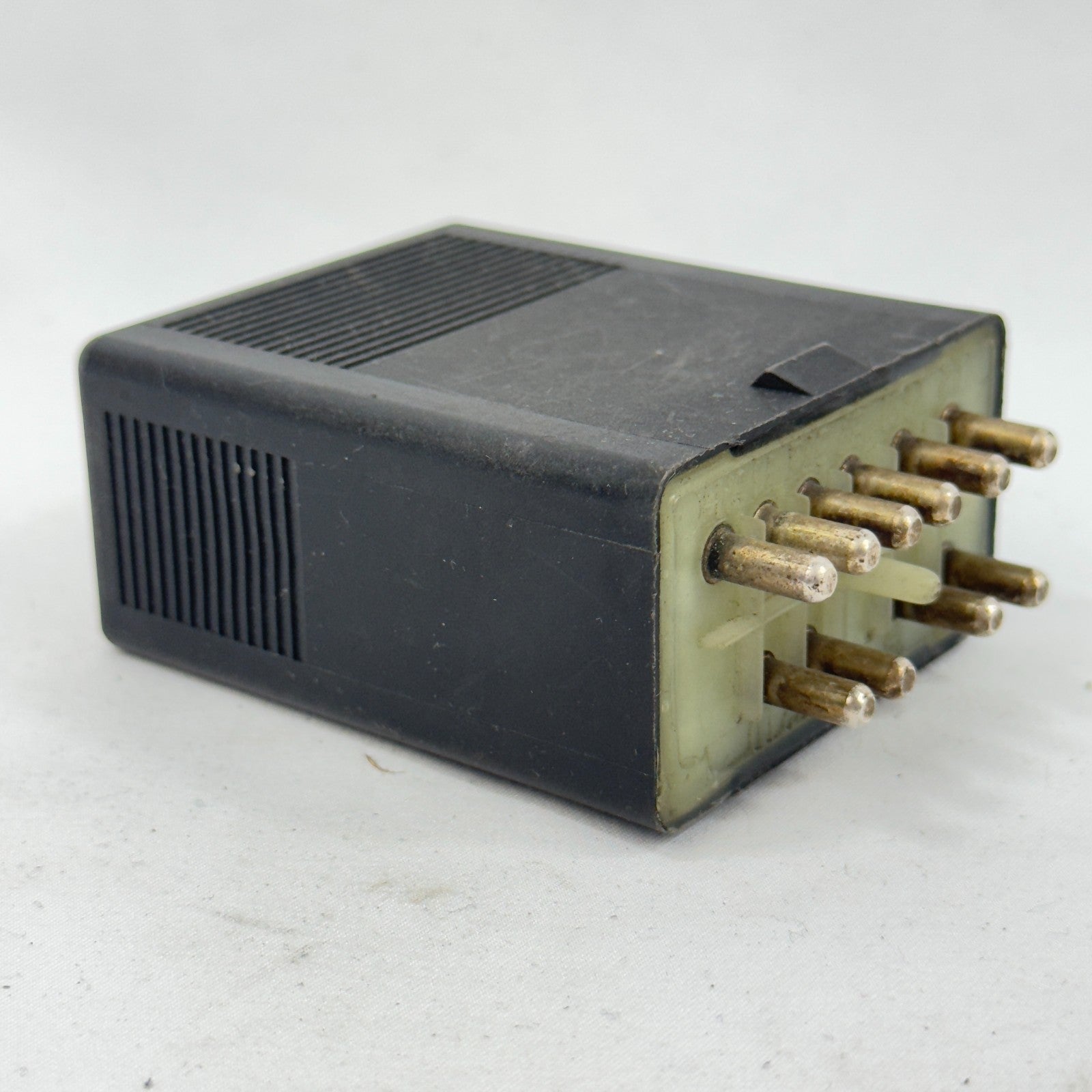 Mercedes W124 W201 Steuergerät Relais EGR Abgasrückführung A01154587325