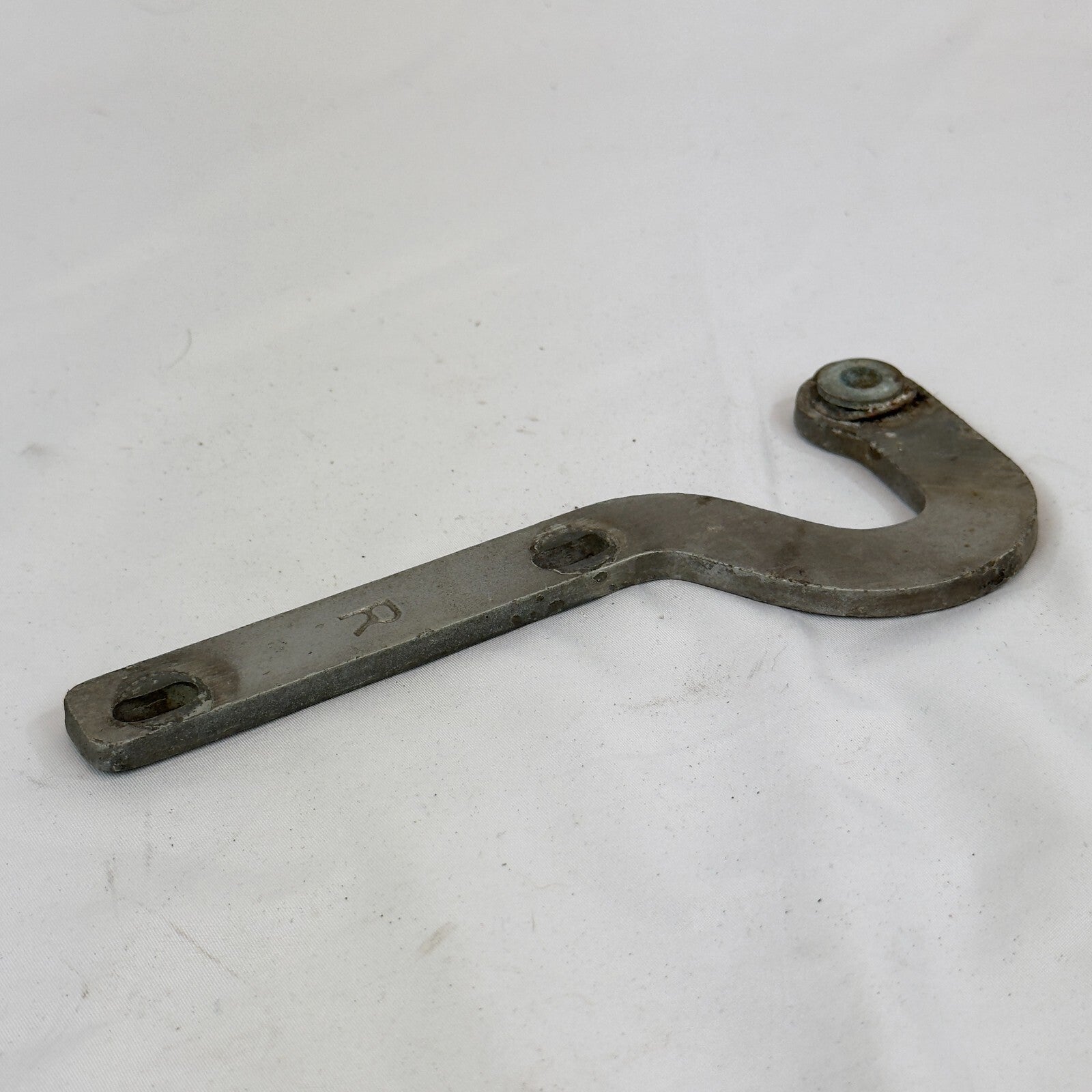 Motorhaubenschanier Rechts Mercedes Benz Halter Scharnier Motorhaube A1168870174 – Bild 2