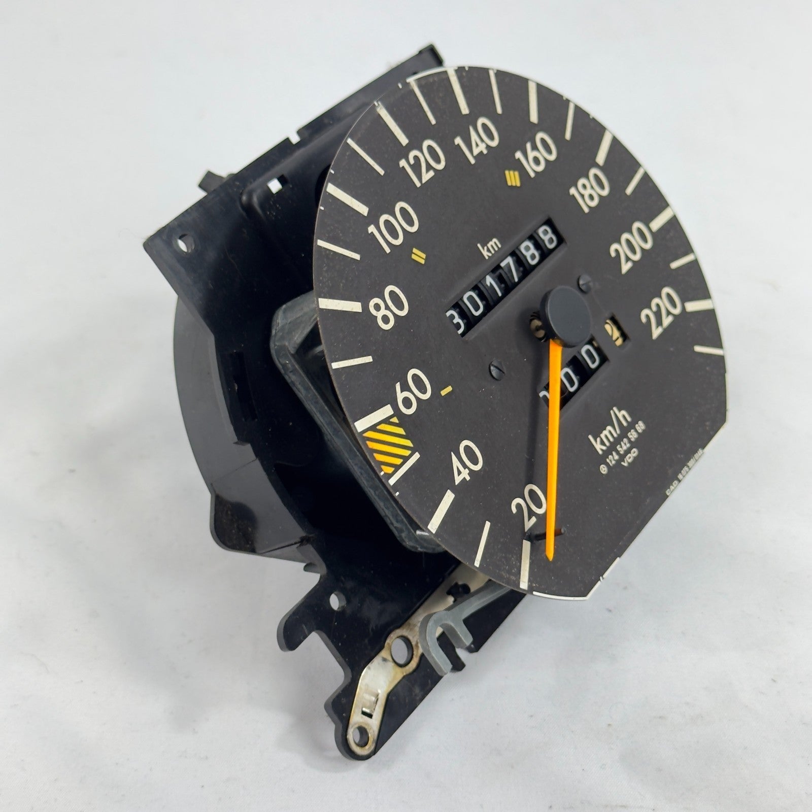 Mercedes W124 Tacho Tachometer 250DT 300TDT 300DT Turbo 4 MATIC 1245425668 – Bild 2