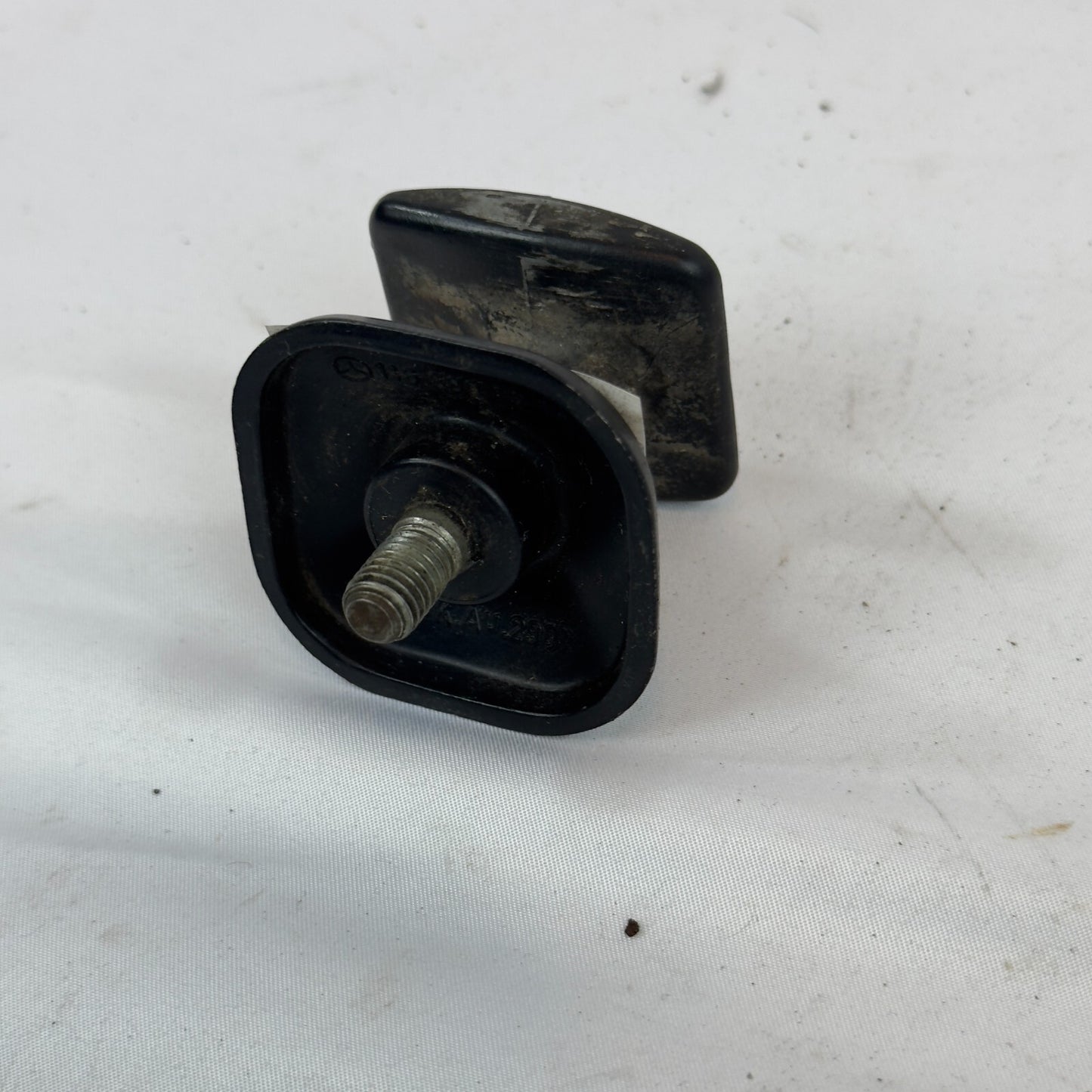 Halter Anbauteile Stoßstange A1168800814 Mercedes W116 – Bild 3