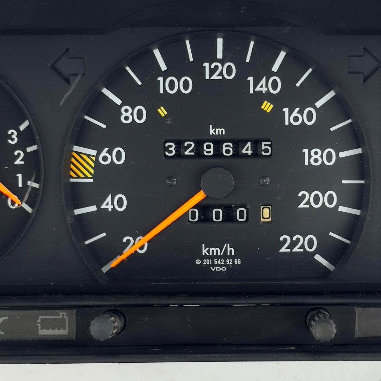 Mercedes W201 2.0E Tacho Kombiinstrument 220km/h ECO Uhr A20154292661