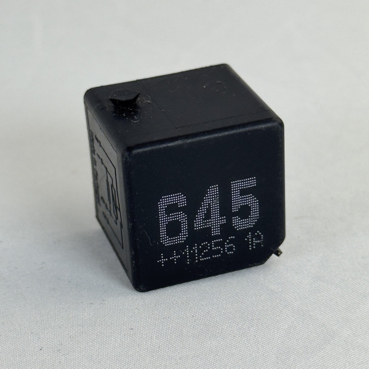 Audi VW Relais 645 4H0951253A Arbeitsstromrelais 40A – Bild 1