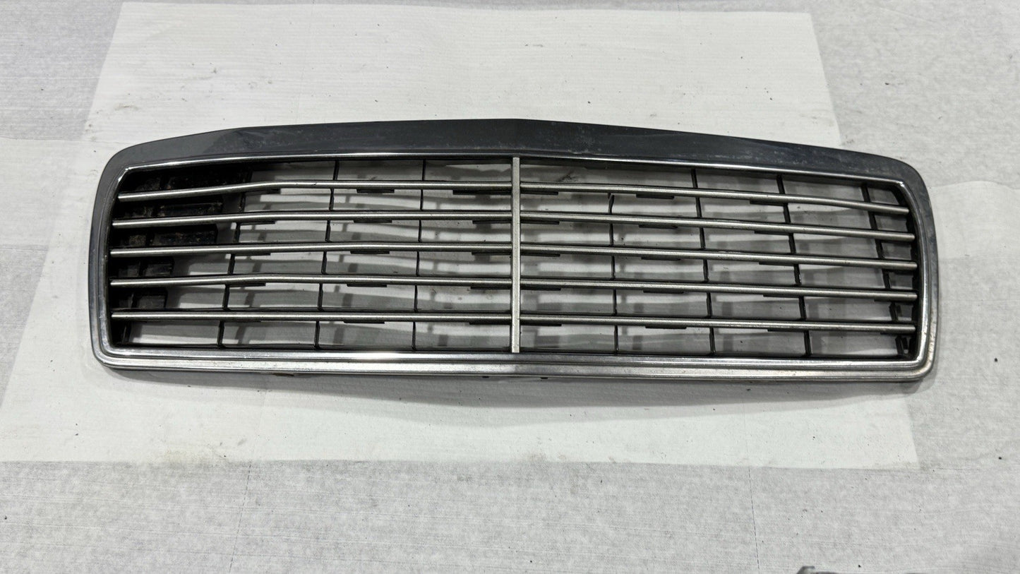 Mercedes Kühlergrill Frontgrill W210 E klasse Original Elegance 2108800083 – Bild 2