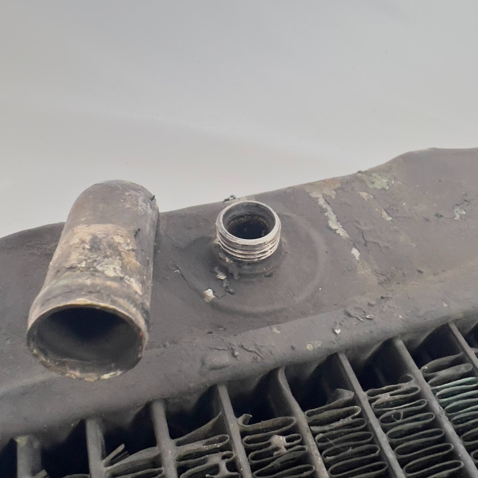 Mercedes Kühler Wasserkühler Behr c390 A1165012601 W116 450SEL 6.9 – Bild 5