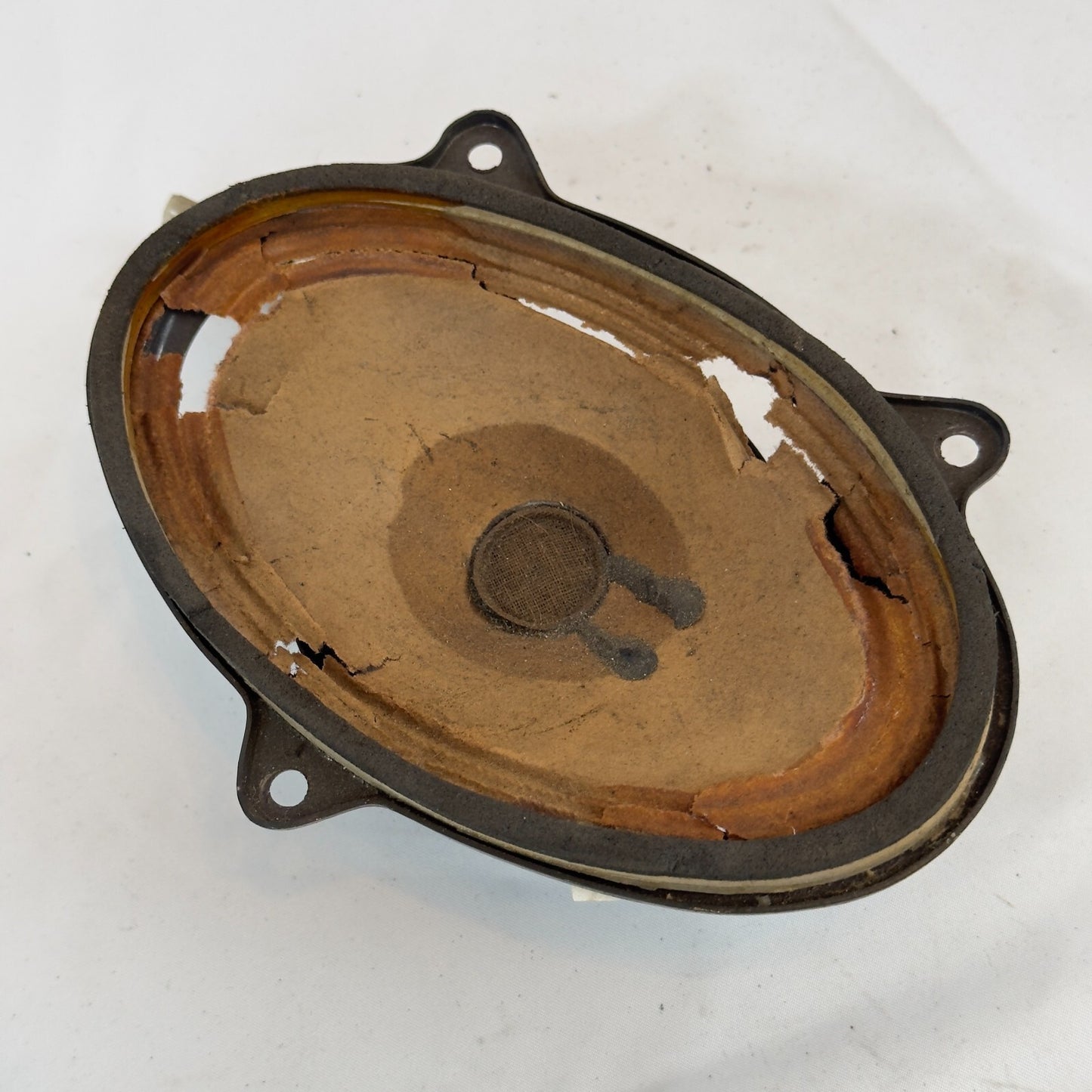 Mercedes Benz W116 Lautsprecher Vorne Original ca 3,5 x 6 cm 450SE 6.9 280SE – Bild 1