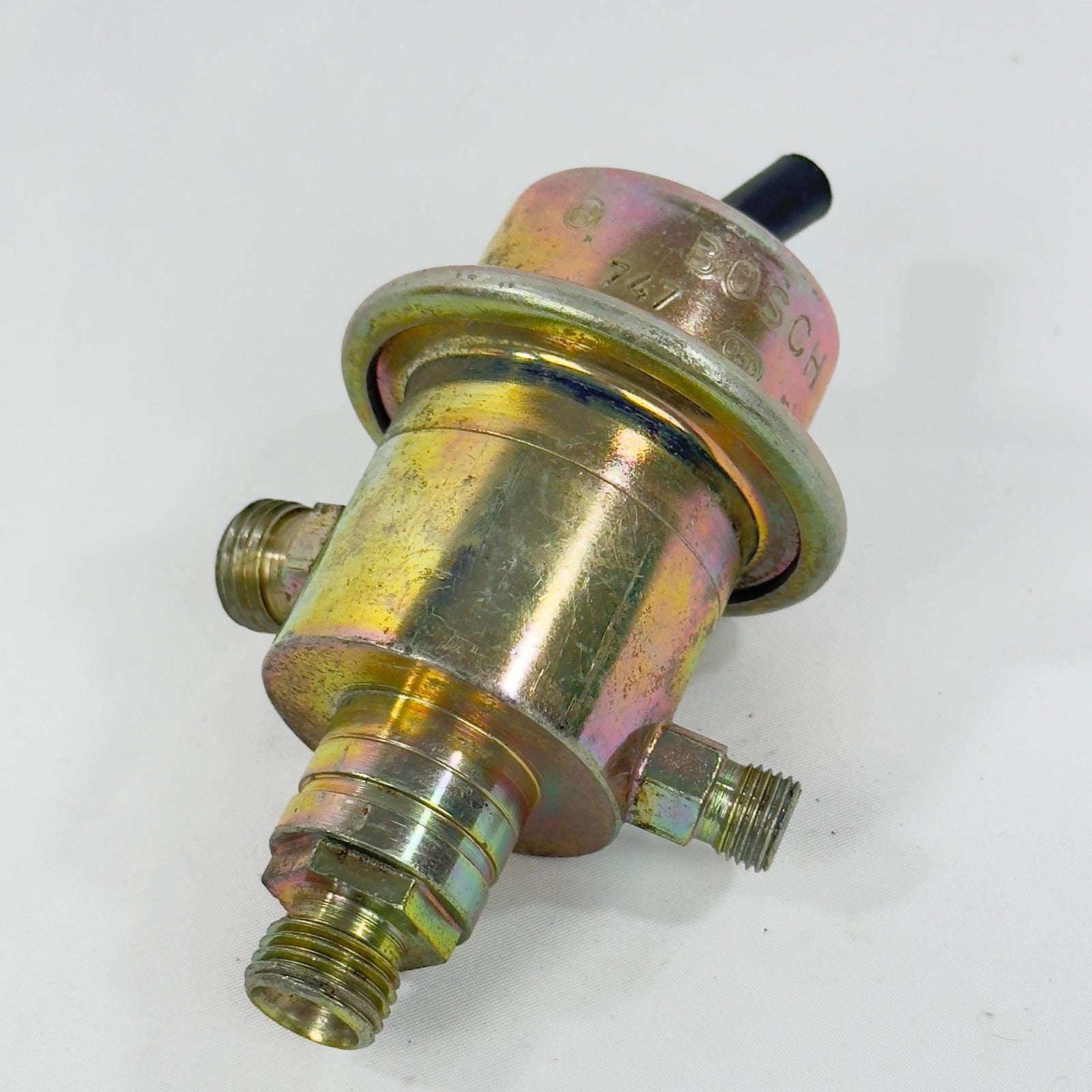 Ferrari Kraftstoffdruckregler Druckregler 0438161001 BOSCH Testarossa 4121