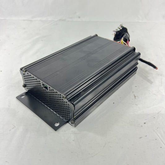 Bose Verstärker Endstufe 8E9035382A – Bild 1