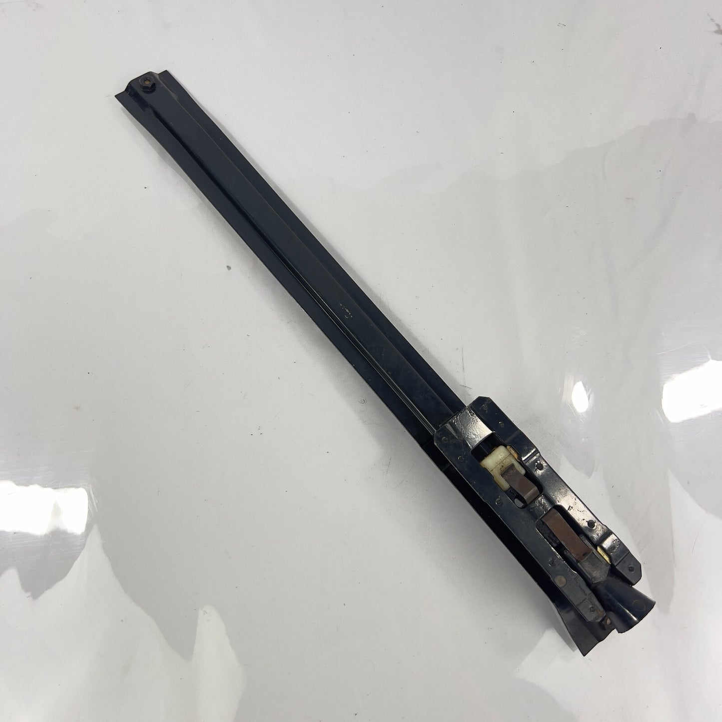 MercedesBenz Kopfstütze Schiene Vorne Sitz W116 W110 W107 W108 W109 W114 W115 – Bild 2