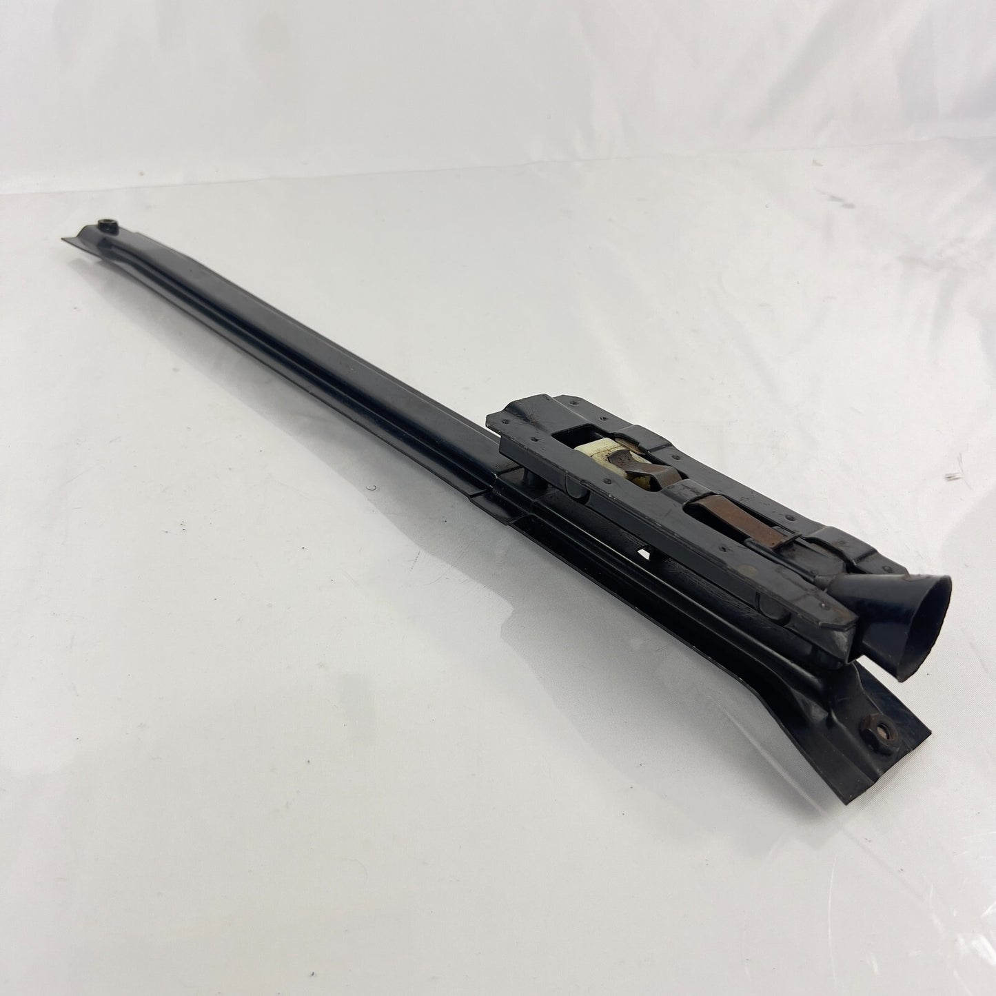 MercedesBenz Kopfstütze Schiene Vorne Sitz W116 W110 W107 W108 W109 W114 W115 – Bild 1