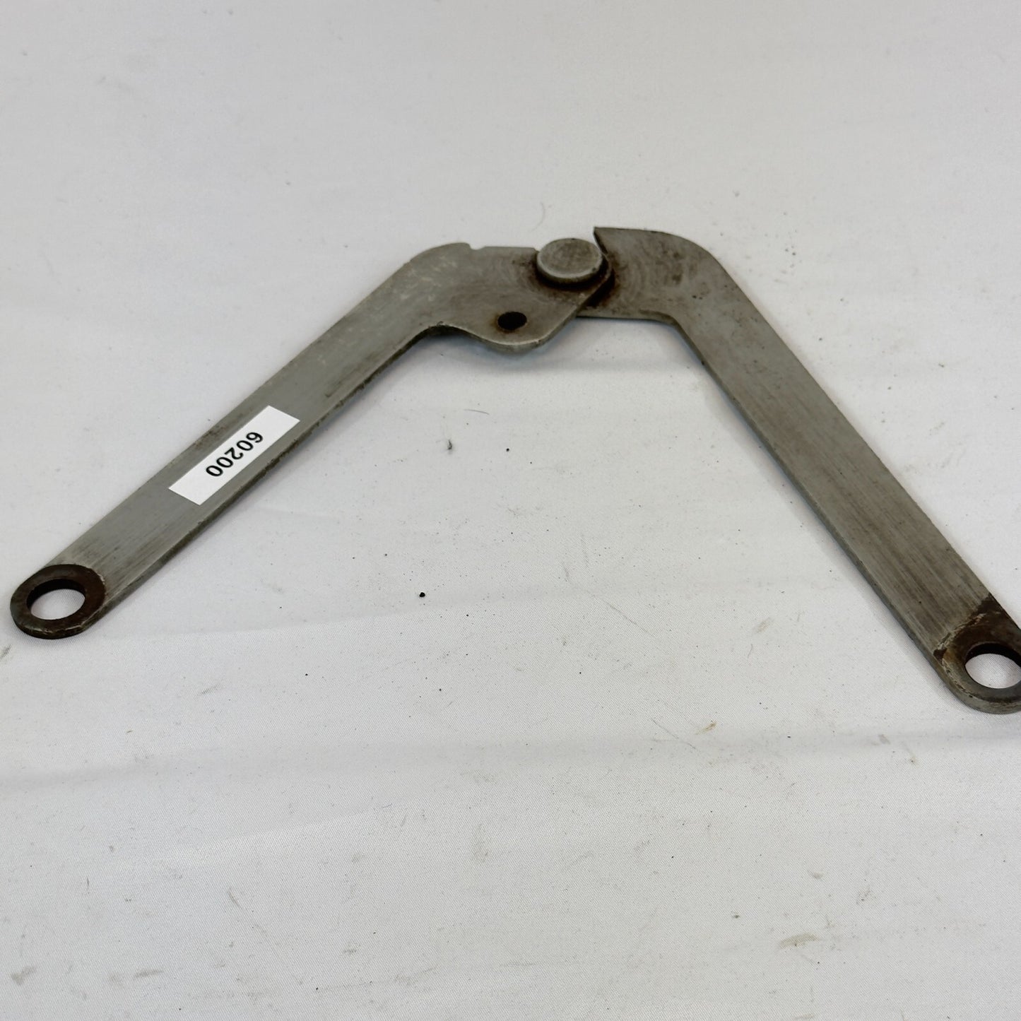 Motorhaubenschanier Links Halter Scharnier Stütze Mercedes Benz A1168800177 – Bild 3