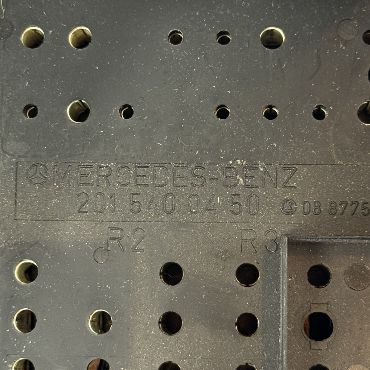 Mercedes W201 Sicherungskasten komplett mit Deckel – Bild 3