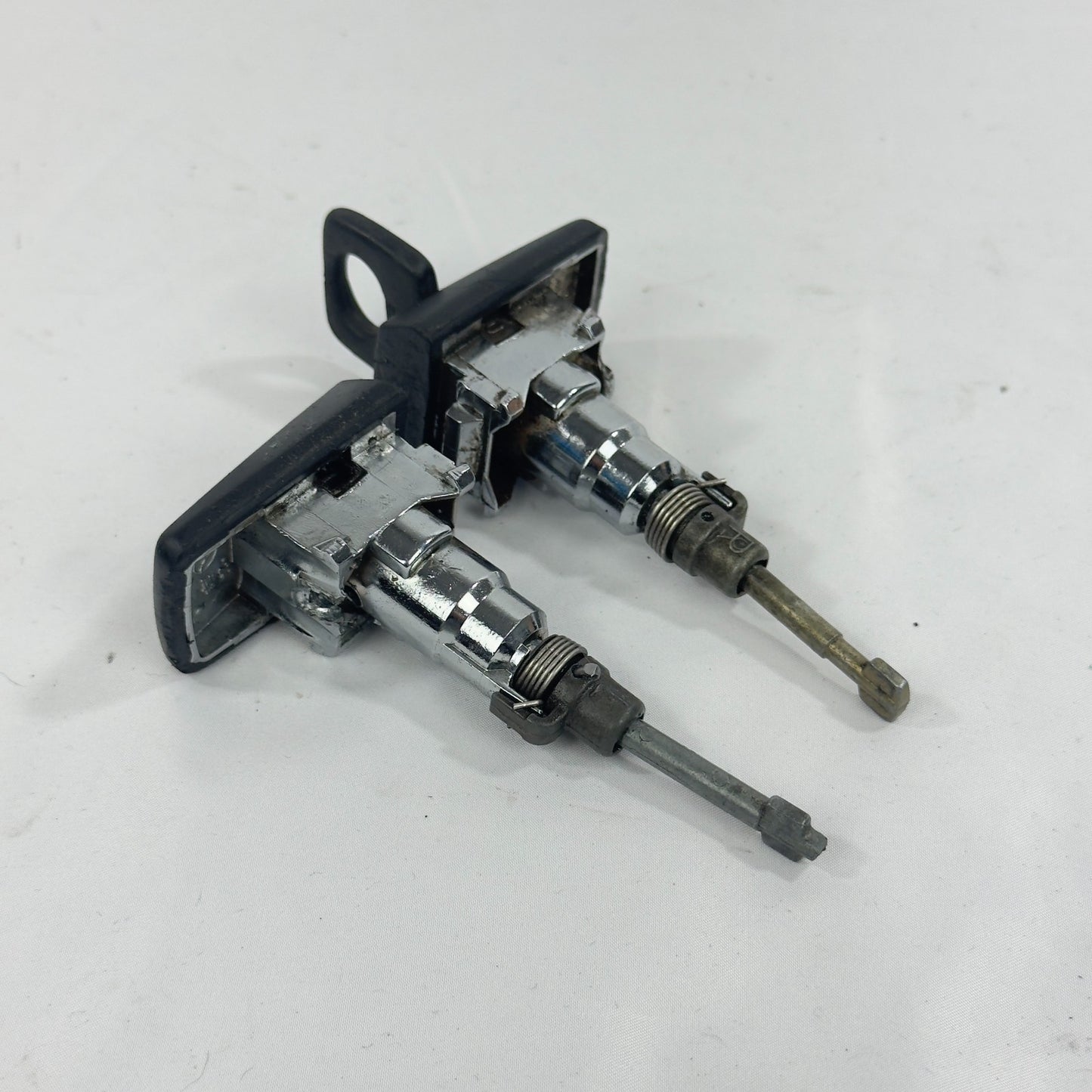 Mercedes W124 Türschloss Satz Schlüssel Schließzylinder orig. Chrom E-Klasse1