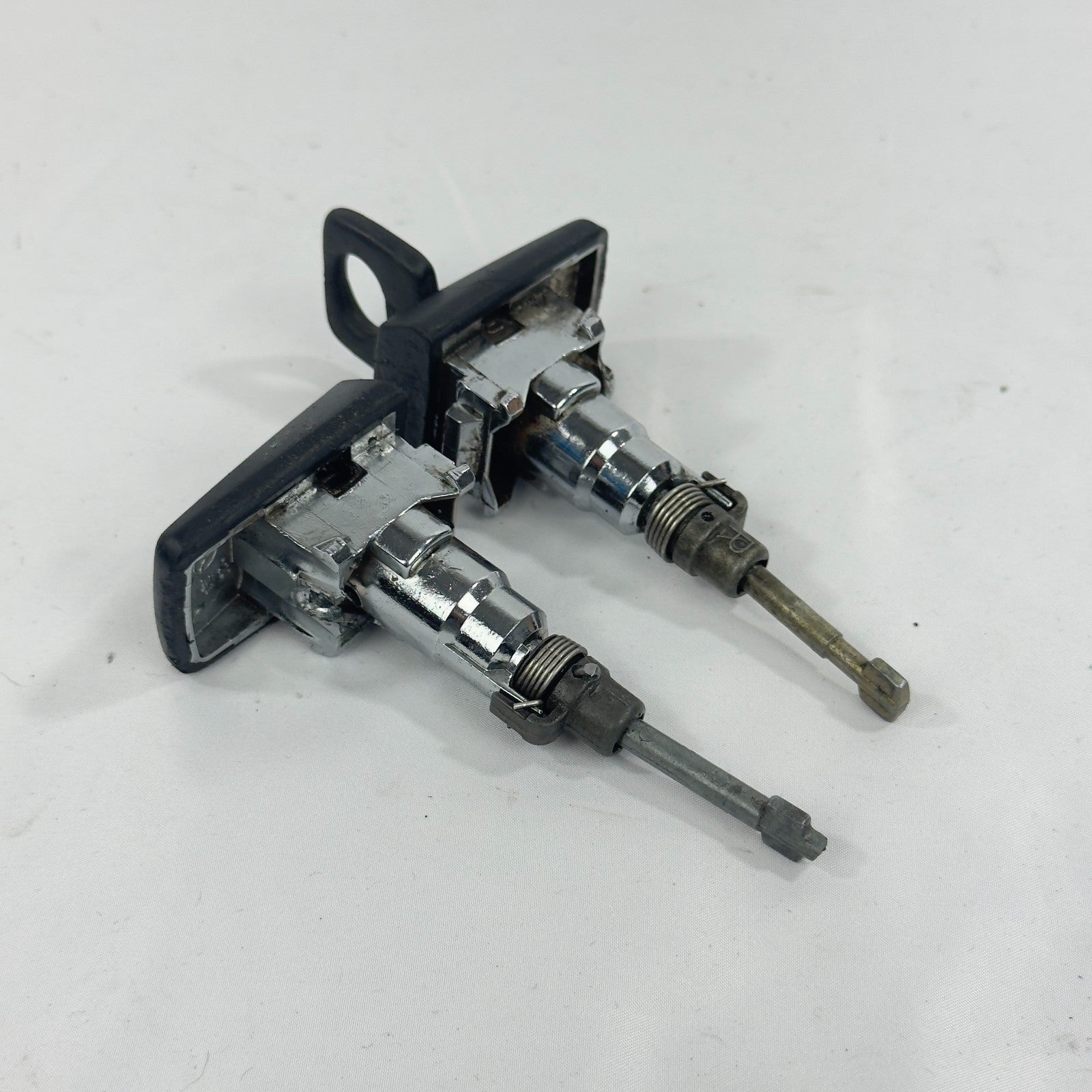 Mercedes W124 Türschloss Satz Schlüssel Schließzylinder orig. Chrom E-Klasse1