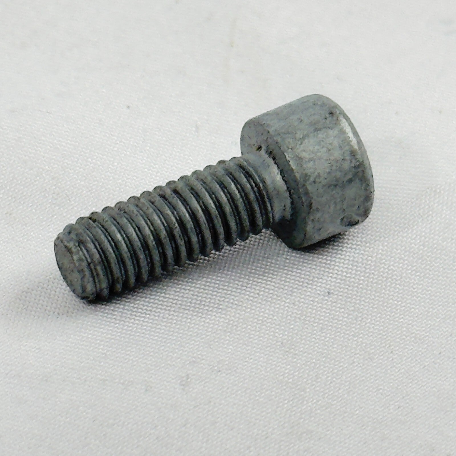 BMW Schrauben Isa Bolt M6x16 8.8 ZNS3 Zylinderschrauben 10 Stück – Bild 4