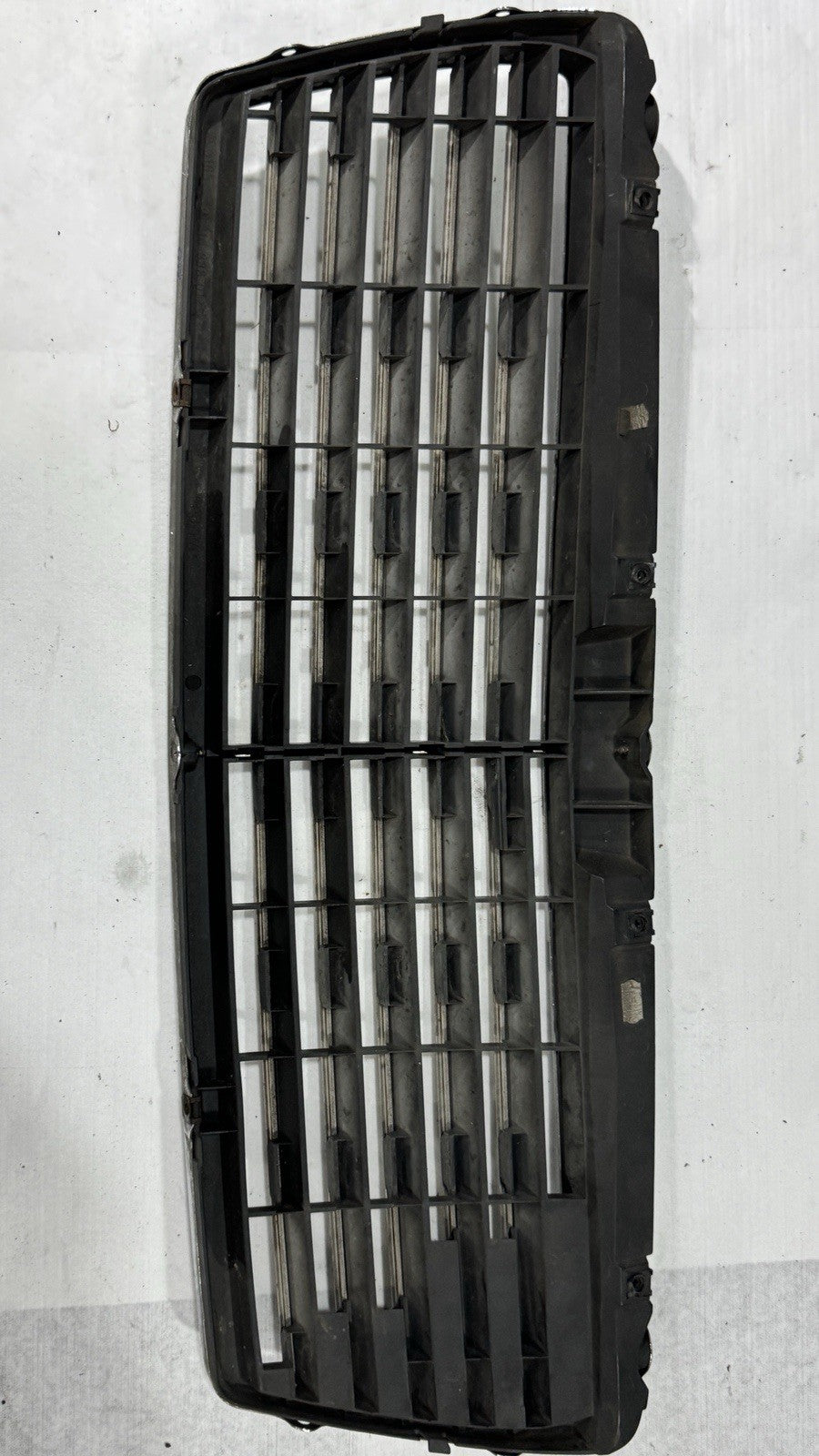 Mercedes E Klasse W210 Kühlergrill Frontgrill Original Elegance 2108800083 – Bild 5