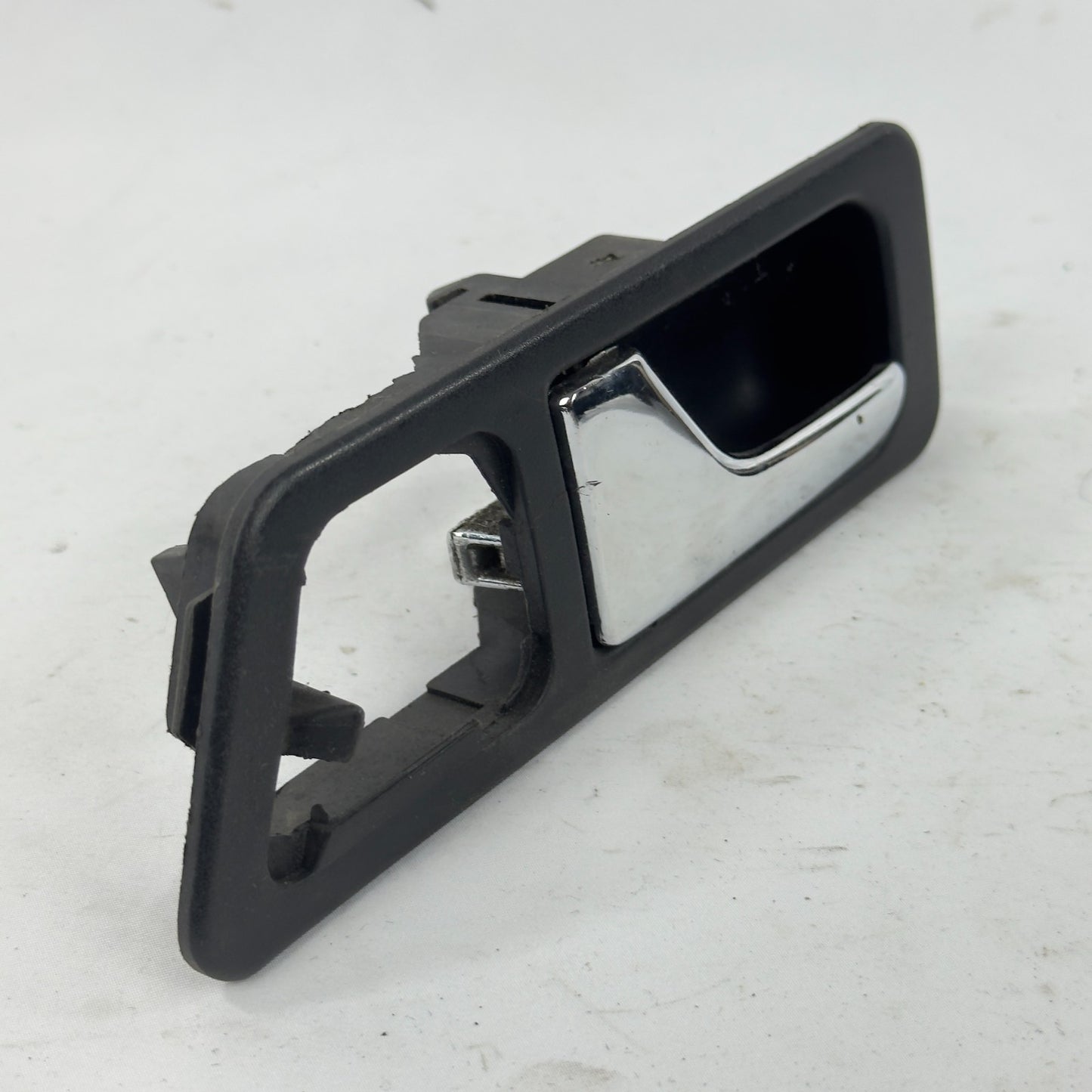 Mercedes W201 Türgriff Innentürgriff Türöffner Mulde Rosette Links A20176601641