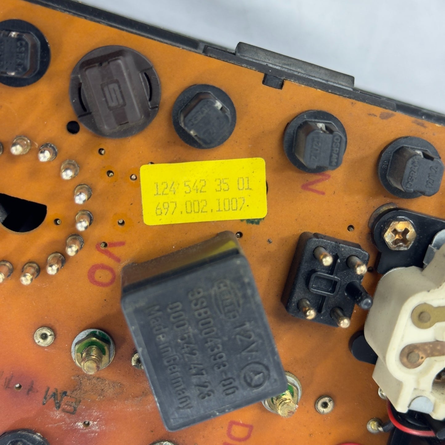 Mercedes W124 250D 300TD Tacho Kombiinstrument 200kmh Diesel A12454264069