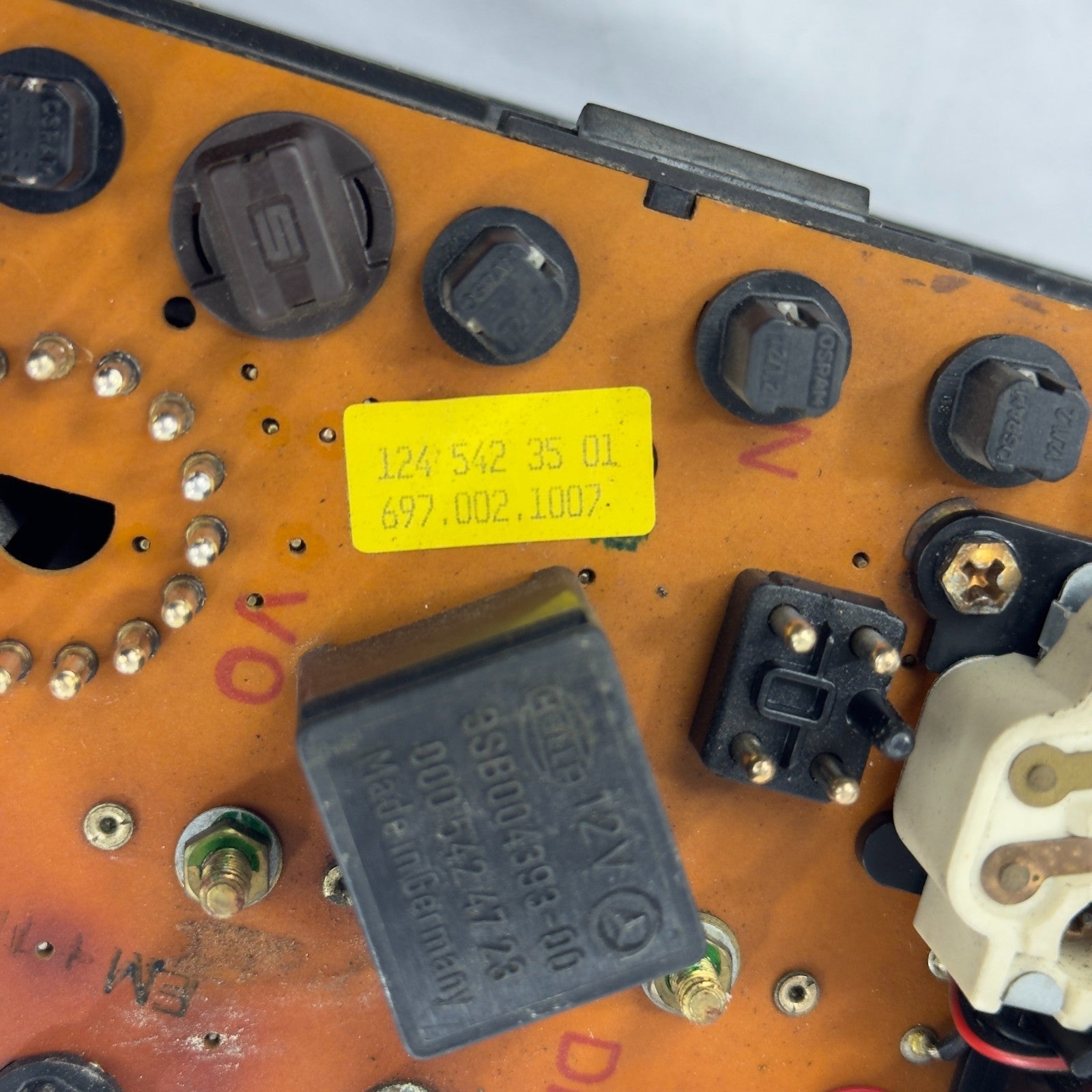 Mercedes W124 250D 300TD Tacho Kombiinstrument 200kmh Diesel A12454264069