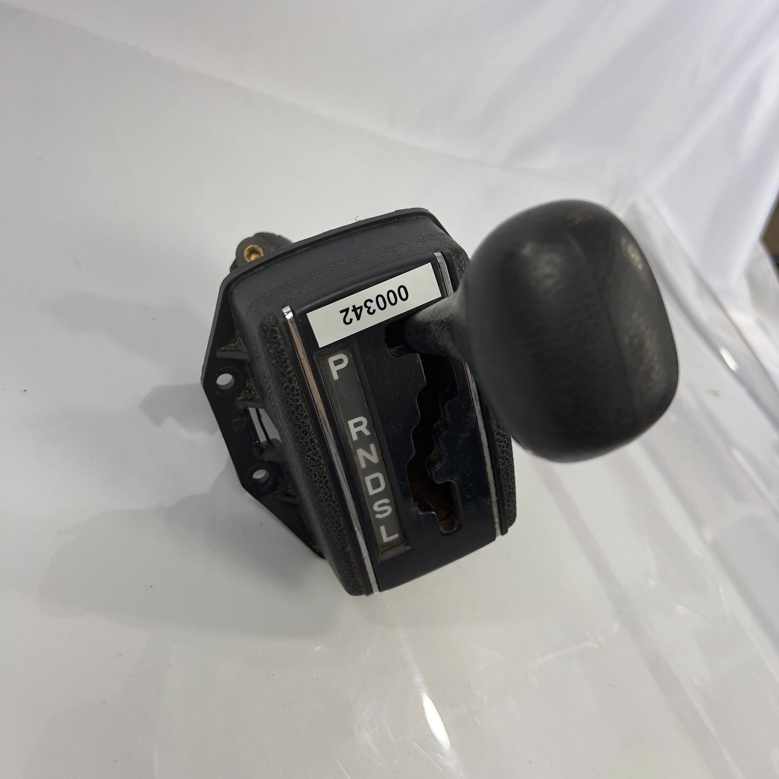 Mercedes Benz Lagerbock Mittelschaltung Automatikgetriebe Schaltknauf 1152673505 – Bild 3