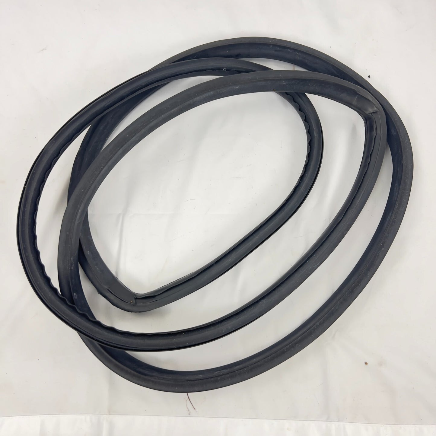 MercedesBenz W116 Heckscheibendichtung Dichtung TecDoc Weatherstrip A1166700039 – Bild 5