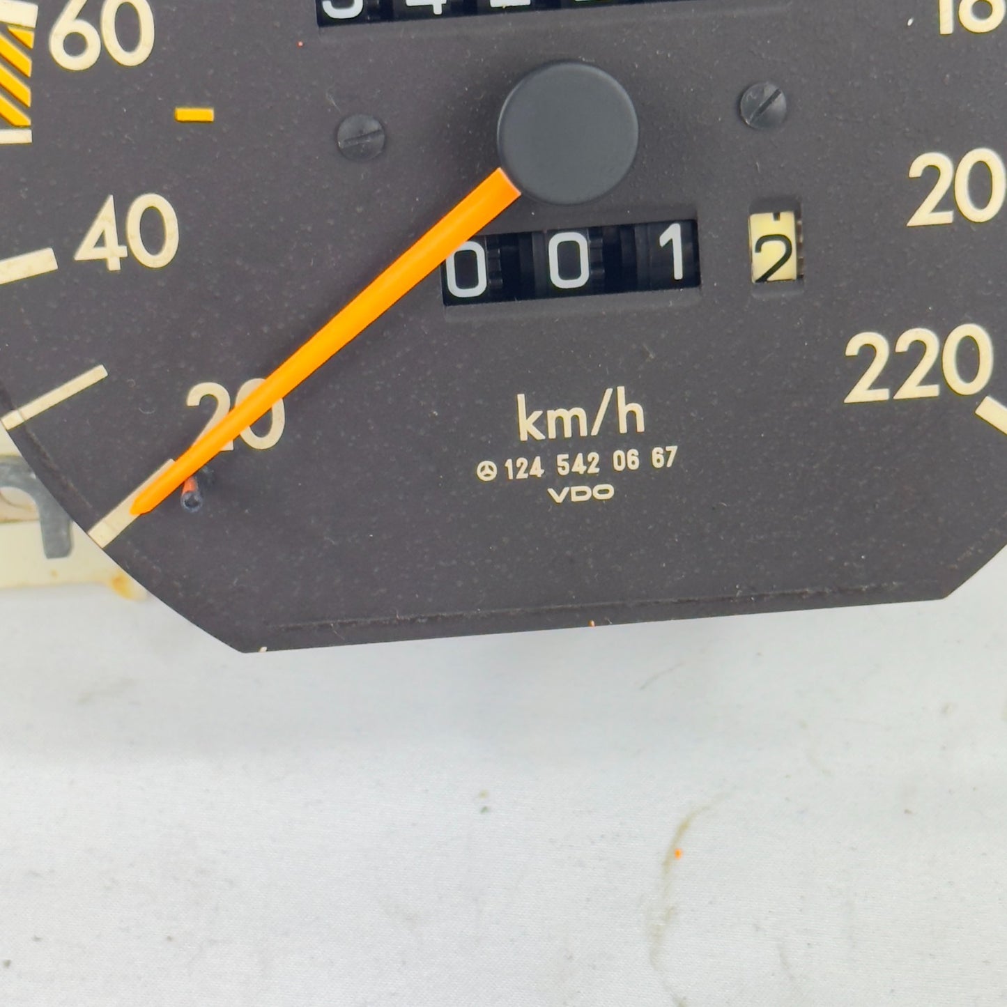 Mercedes W124 Tacho Tachometer 230E 260E 230TE 4 Gang 220kmh VDO 12454206673