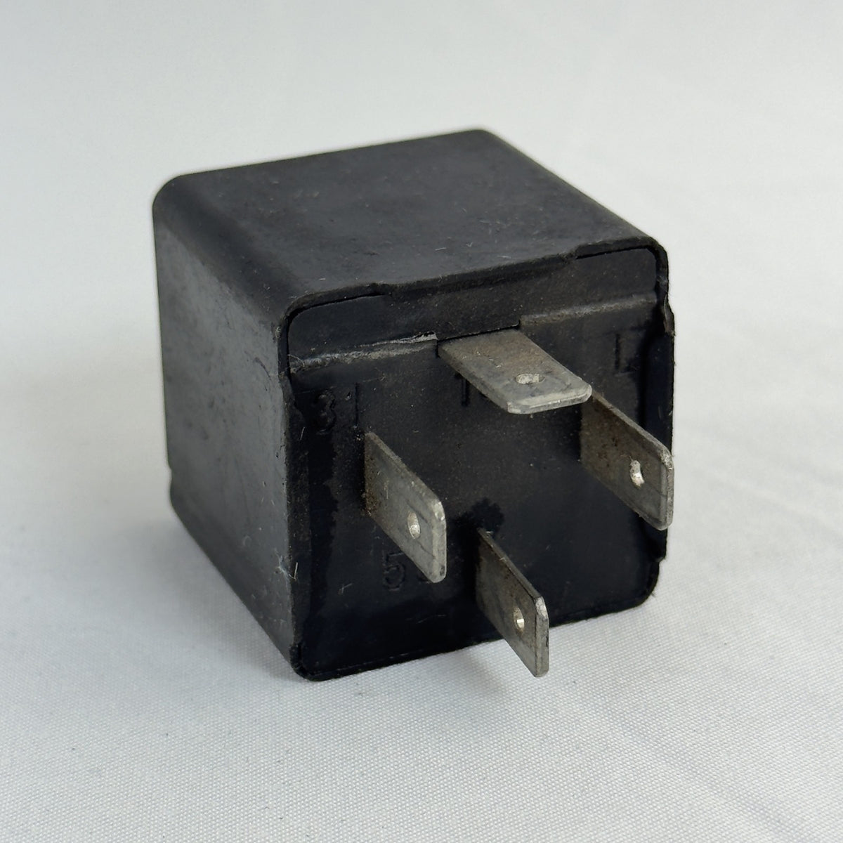 Audi Relais 239 445955529A Heckwischer Intervall Hella – Bild 7