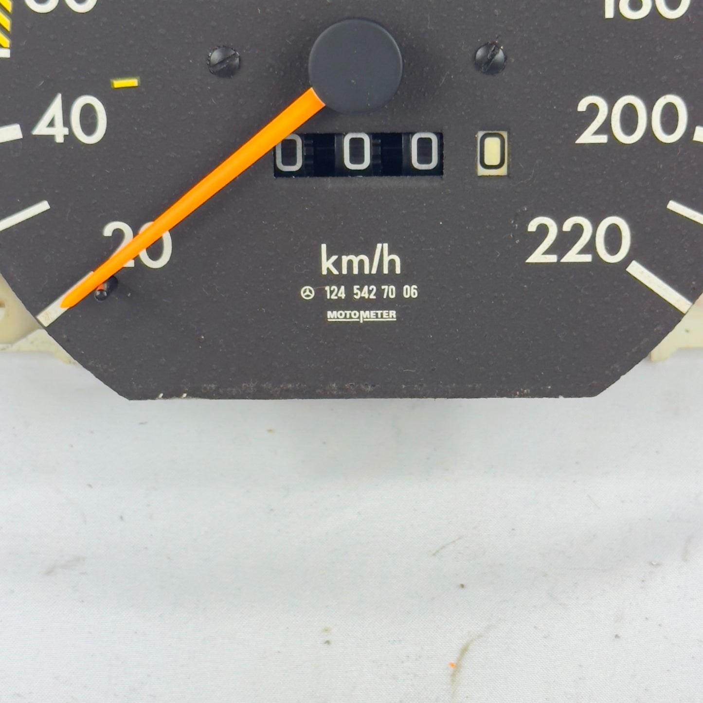 Mercedes W124 Tacho Tachometer 300D 5 Gang 220kmh Motometer 12454270063