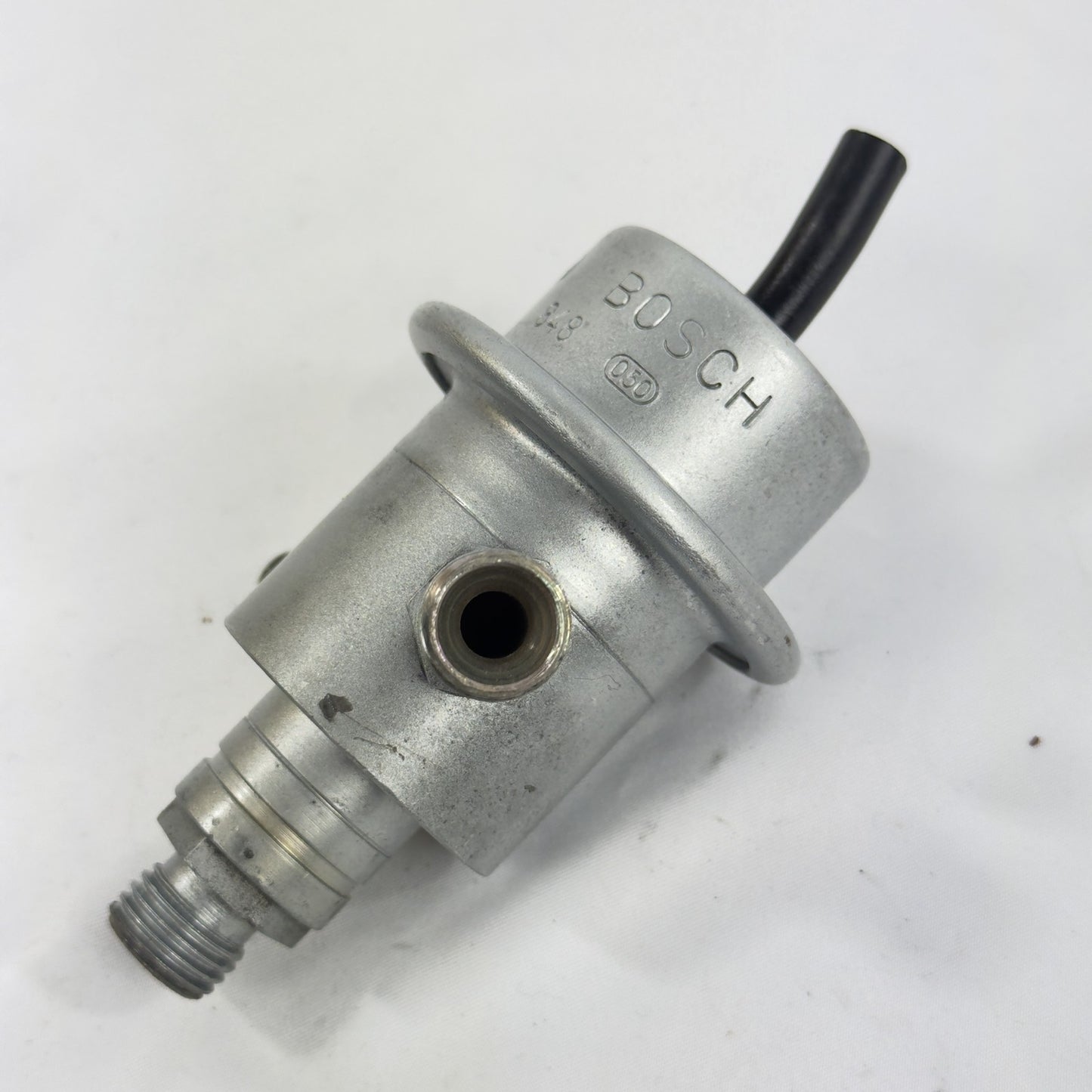 Mercedes Kraftstoffdruckregler Druckregler 0438161001 – Bild 4