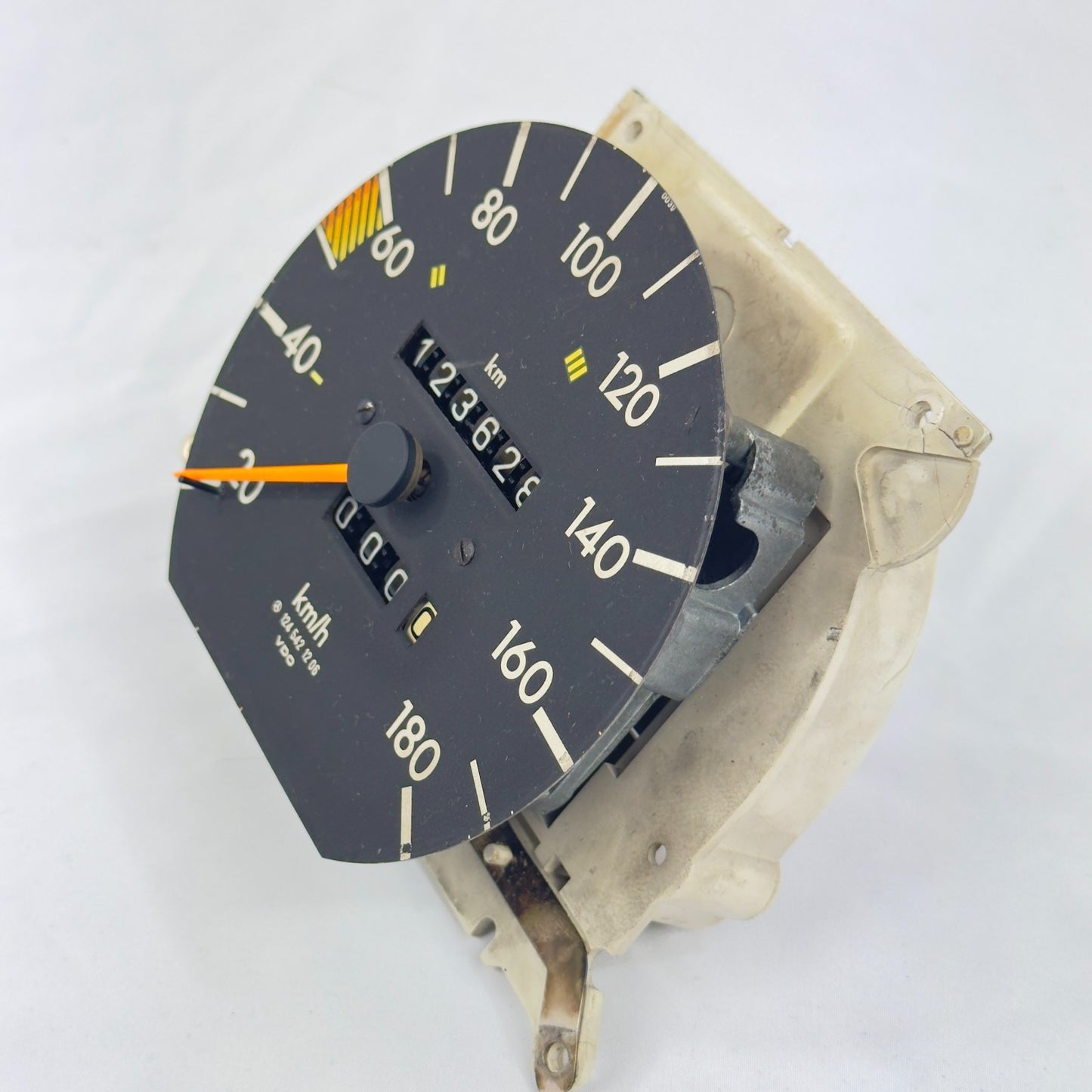 Mercedes W124 Tacho Tachometer 200D E200D Diesel 4 Gang 180kmh 12454212061