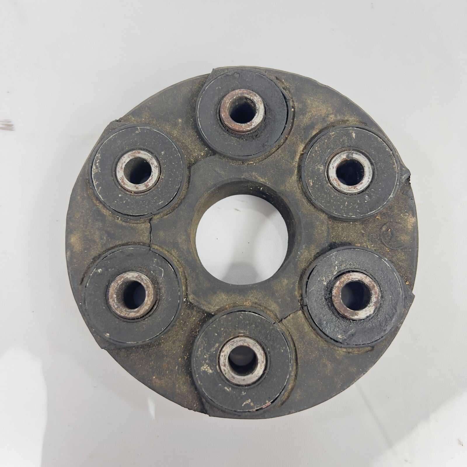 Mercedes Benz Hardyscheibe Gelenk Längswelle Gelenkscheibe Hinten A1164110215 – Bild 1