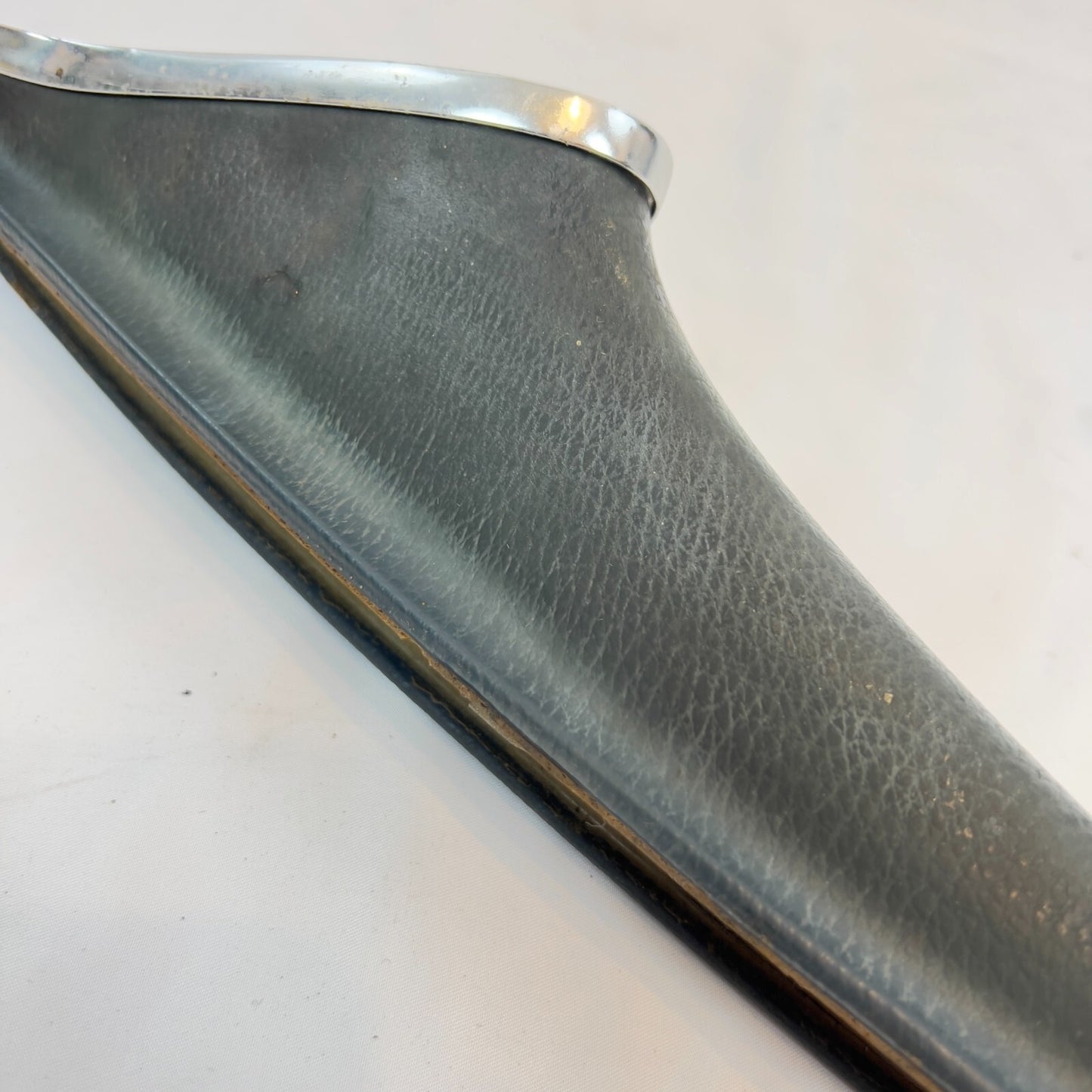 Mercedes Benz Verkleidung Fenster Rahmen Hinten Links – Bild 7