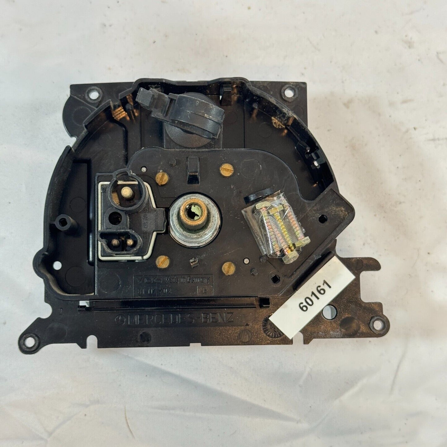 W124 200kmh Tacho Kombiinstrument A1245421366 Mercedes VDO