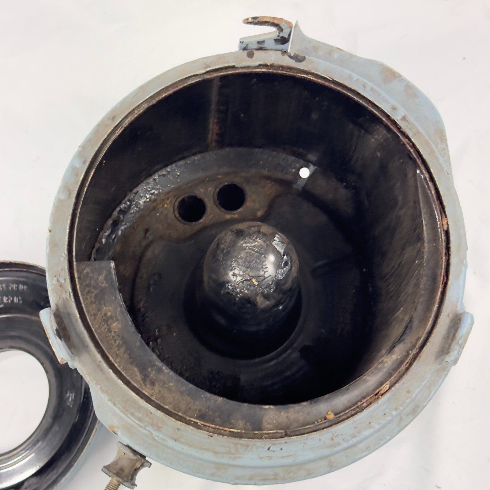 Mercedes Benz Luftkanal Luftfilter Gehäuse Kasten A0070948502 W110 Heckflosse – Bild 5