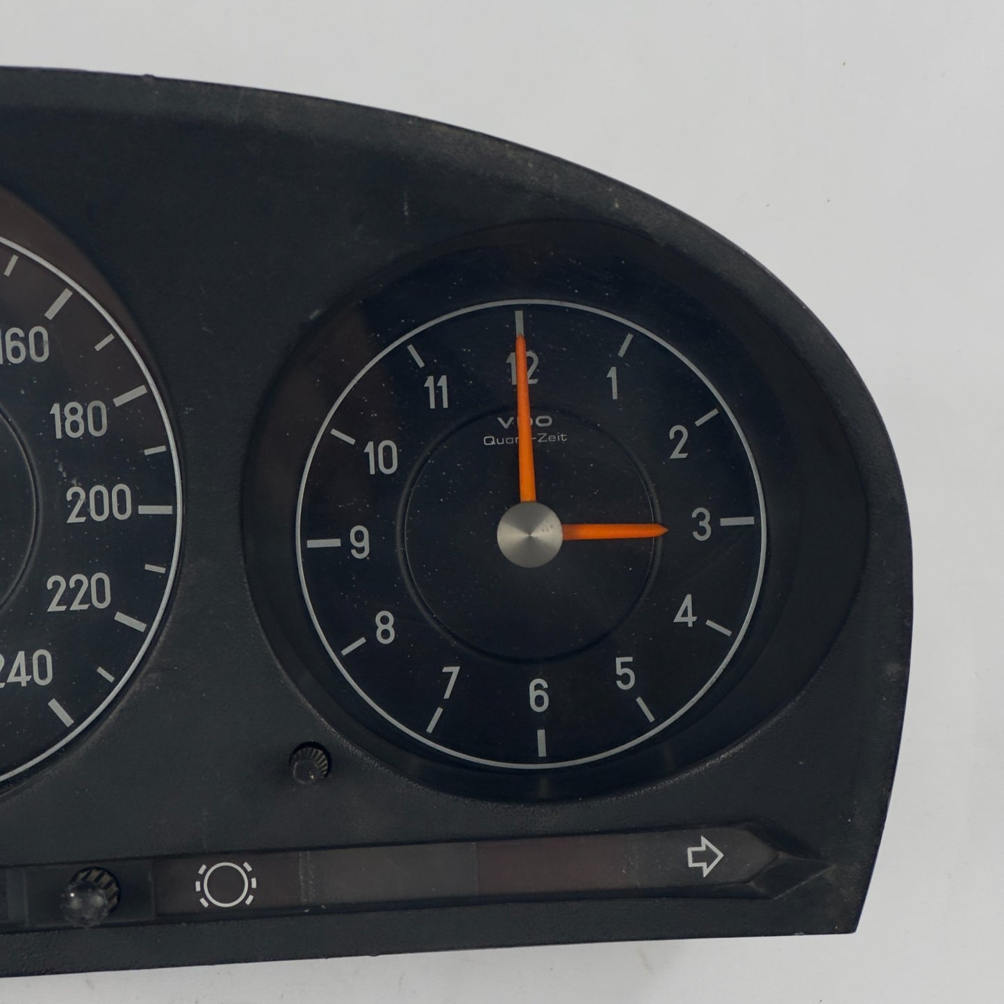 Mercedes W116 W107 Tacho Kombiinstrument Uhr Tankanzeige 240kmh VDO 11654228011