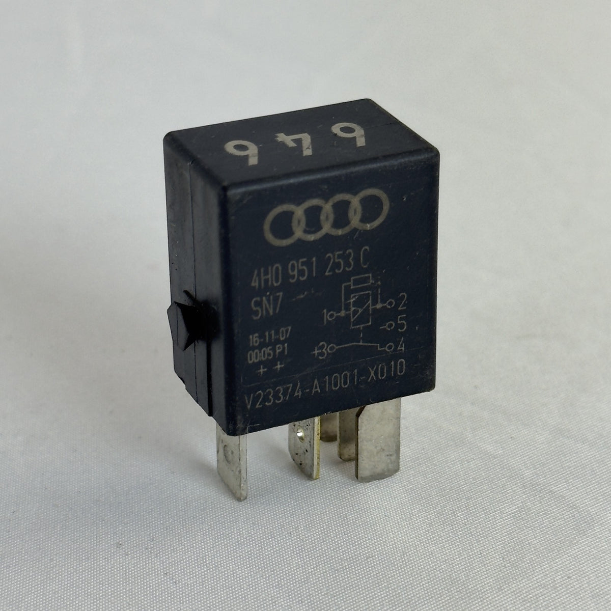 Audi VW Relais 646 4H0951253C Mehrzweckrelais Wechsler – Bild 2