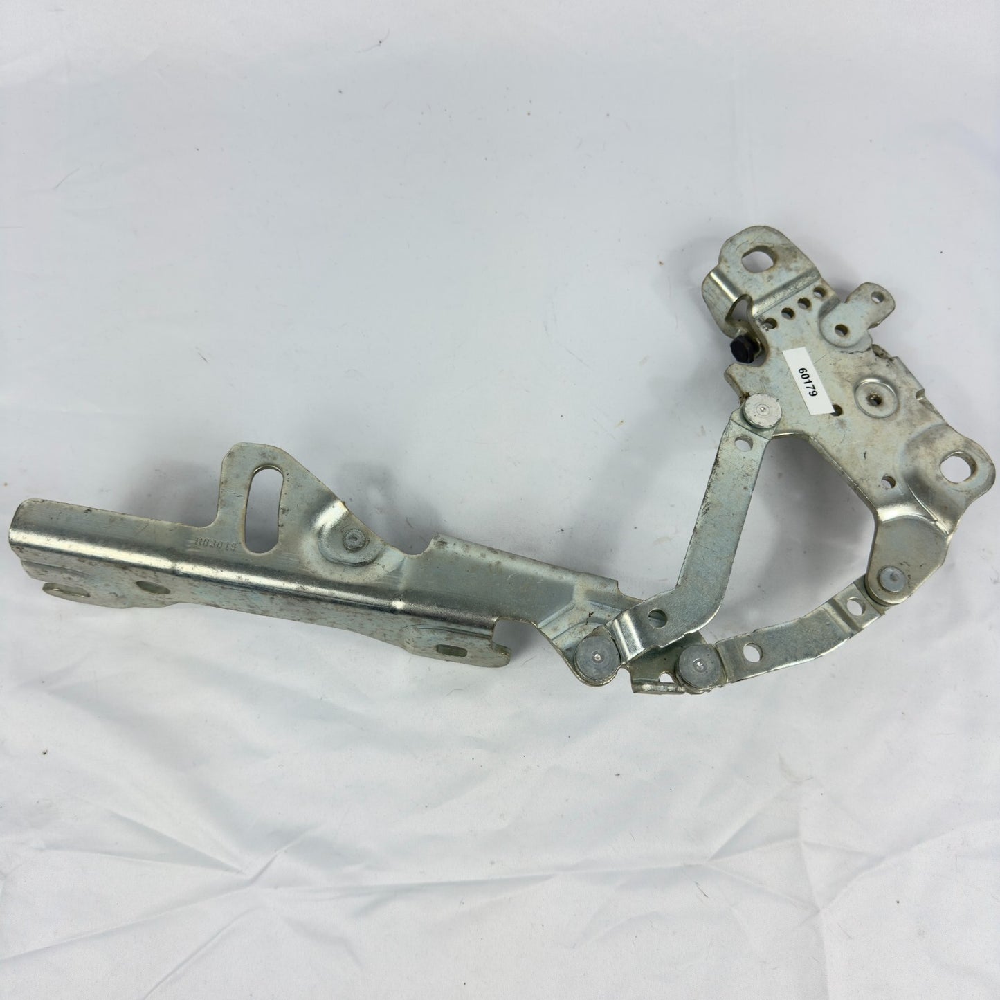 BMW Motorhaubenschanier Schanier  Vorne Rechts 13989610 für F30 F80 – Bild 3