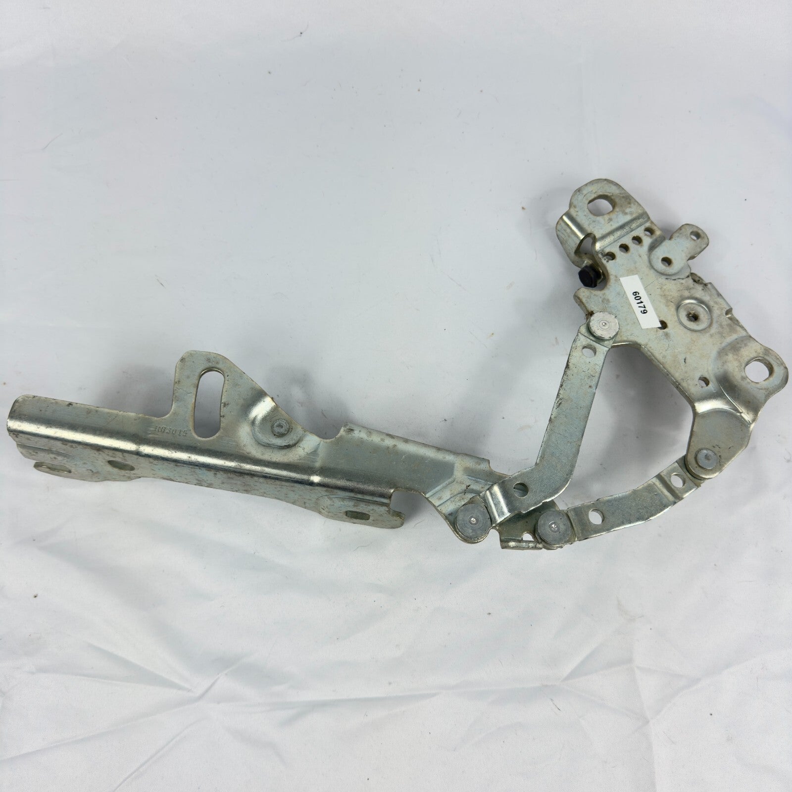 BMW Motorhaubenschanier Schanier  Vorne Rechts 13989610 für F30 F80 – Bild 3