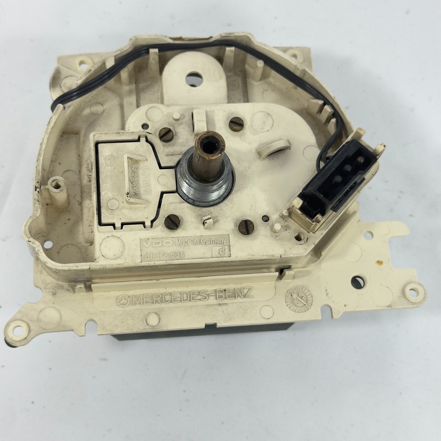 Mercedes W124 Tacho Tachometer Diesel 250D 250TD 5 Gang 200kmh A12454280666