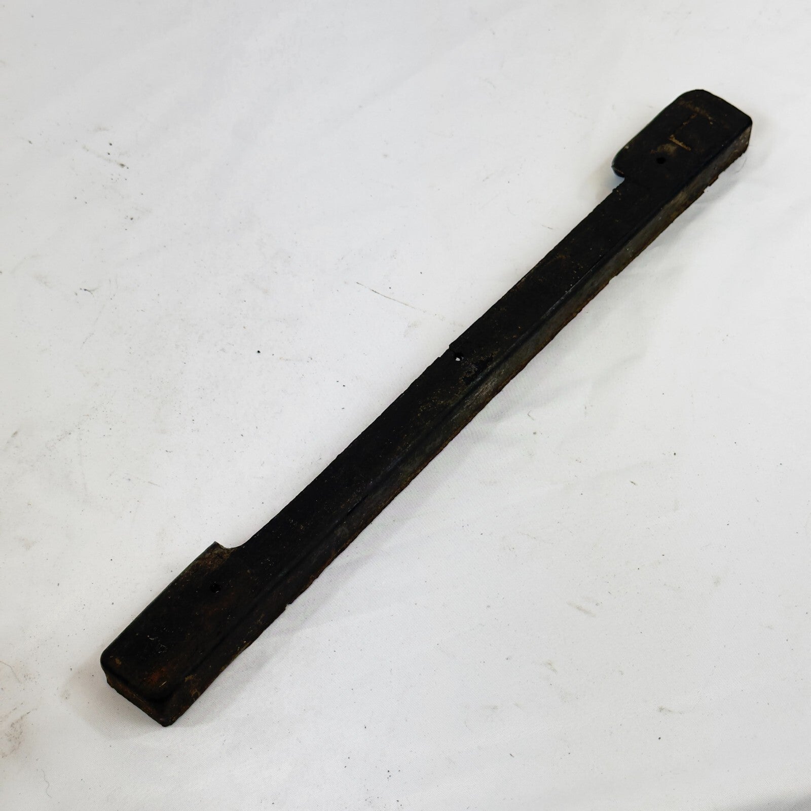 Gummi Leiste Kühler Links Mercedes Benz W116 A1075040112 – Bild 1