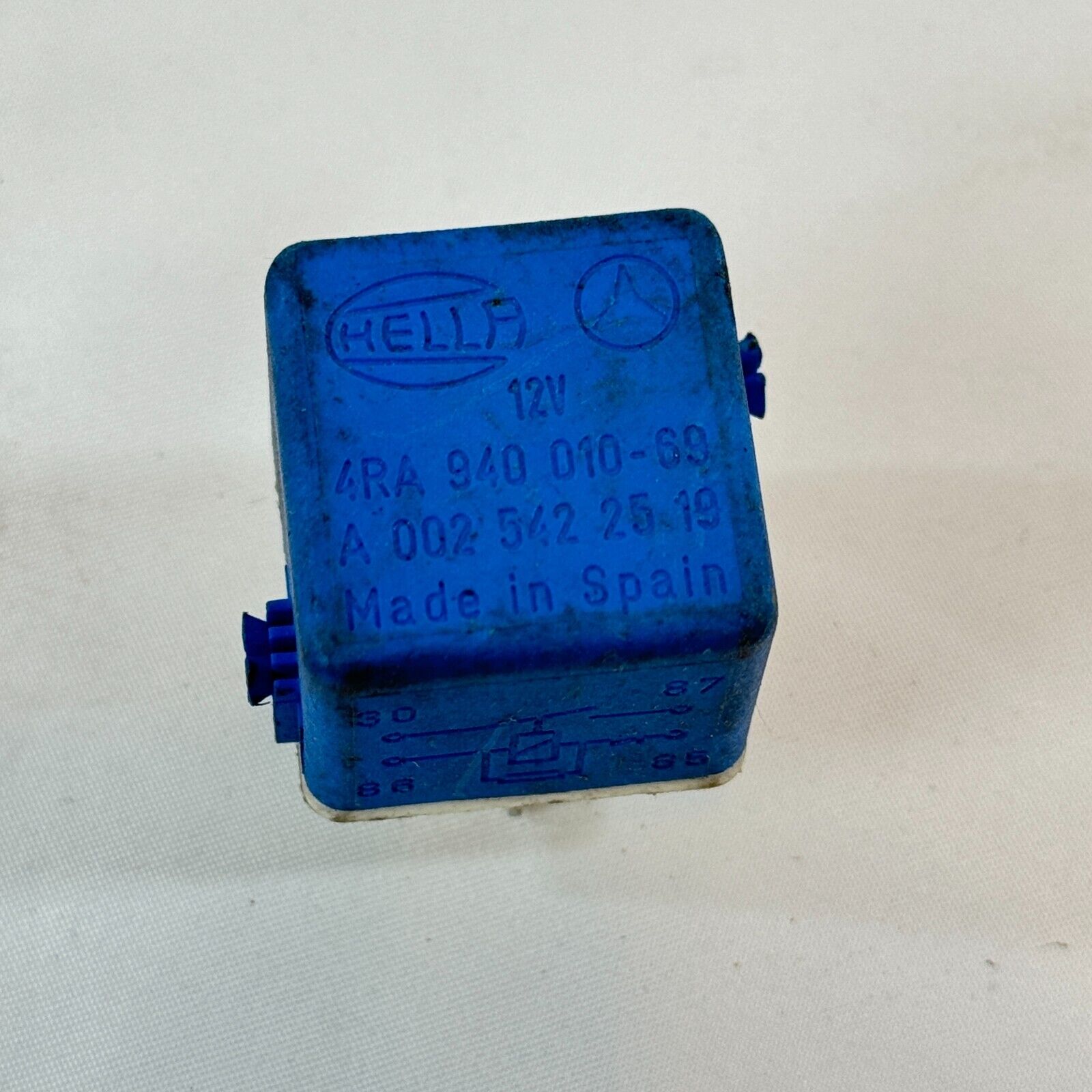 Mercedes Benz Hella Relais Arbeitsrelais Auto A0025422519 4RA940010-69