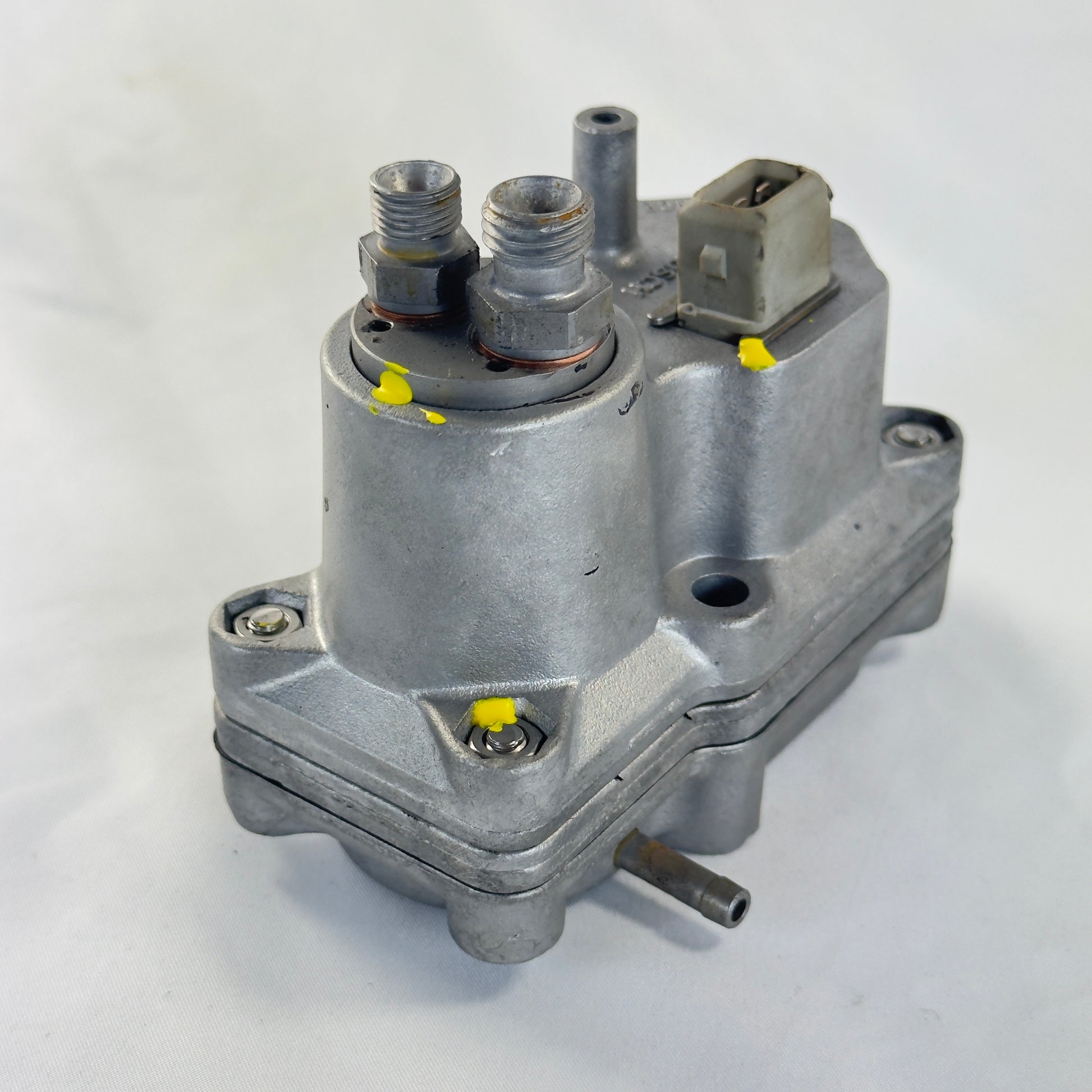 Bosch Warmlaufregler 0438140057 Mercedes M110 – Bild 3
